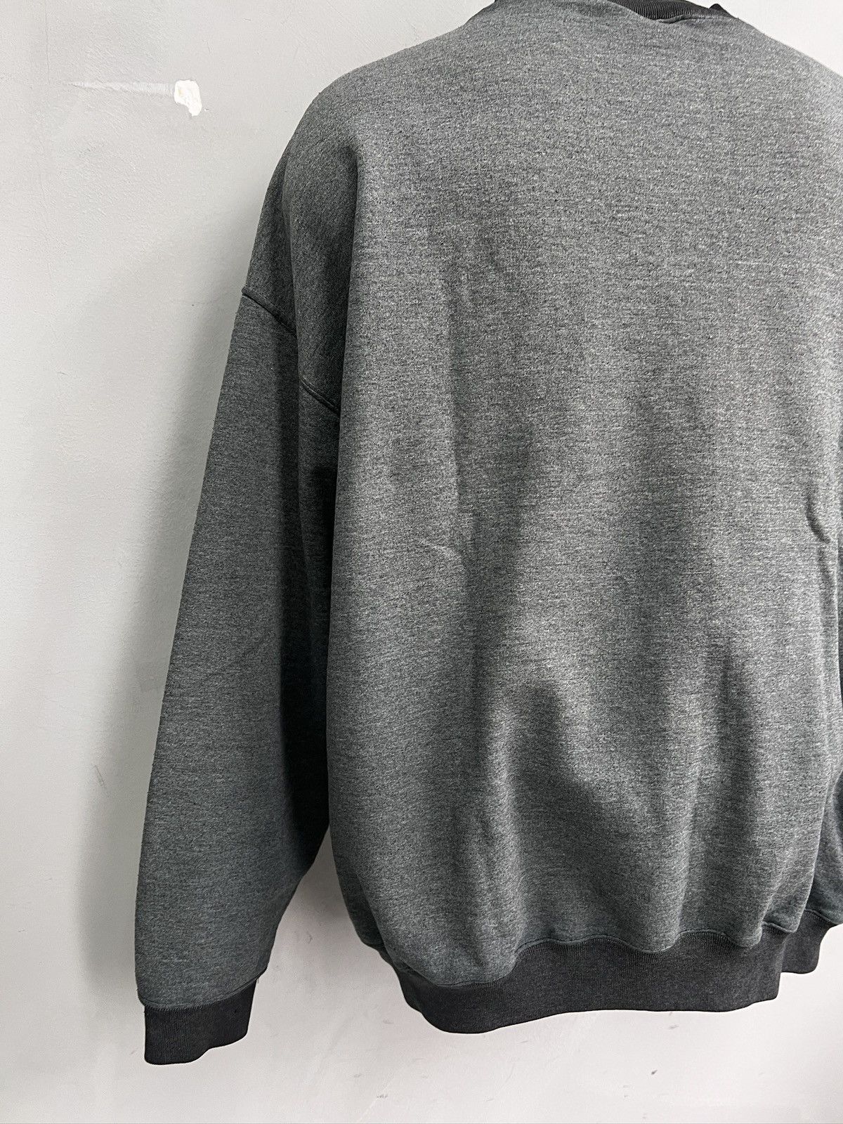 Hard Rock Cafe Hard Rock Cafe Sweatshirt Grey Vintage Size US L / EU 52-54 / 3 - 8 Thumbnail