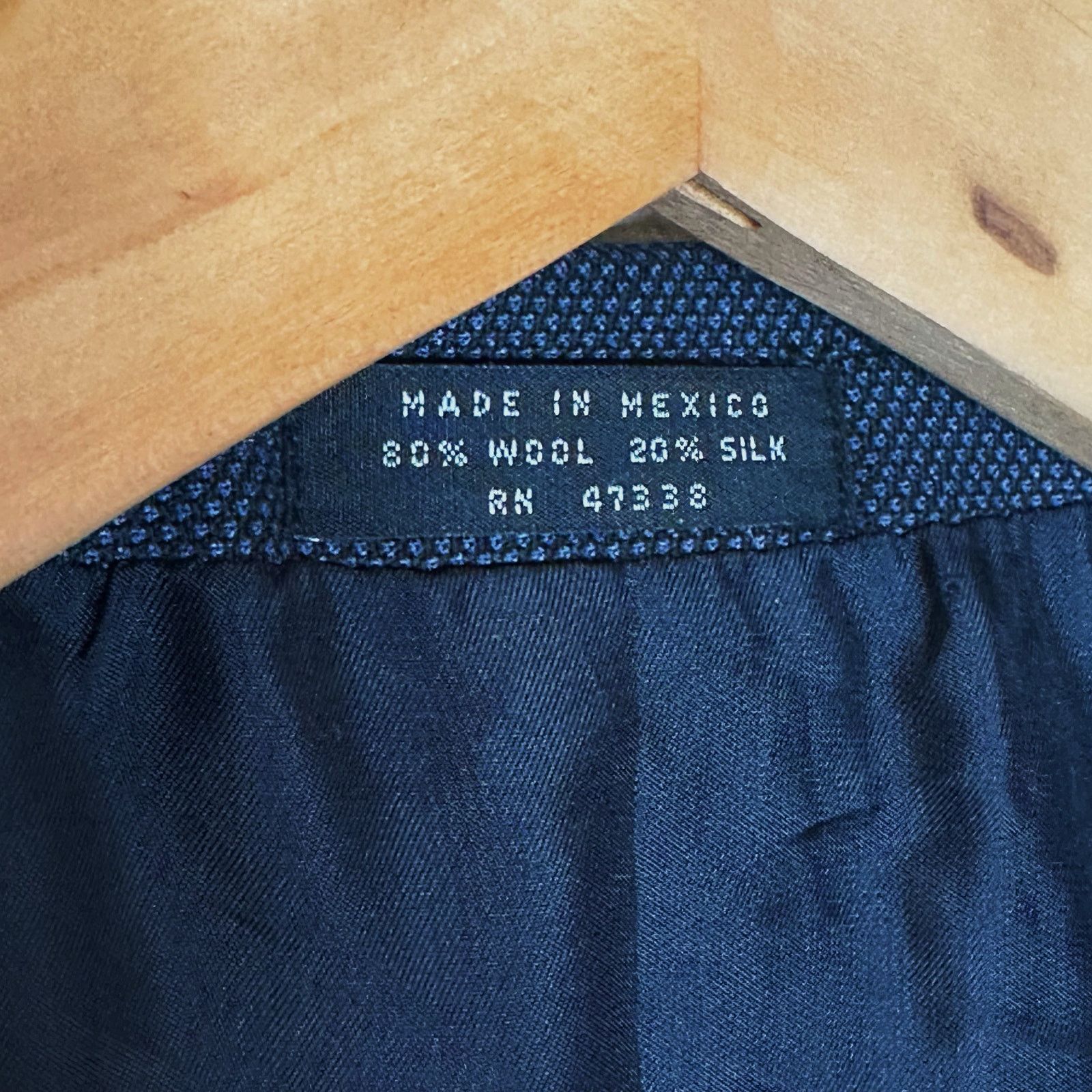 Donald Trump Donald J. Trump Navy Blue Blazer Mens Wool Silk Blend 40R Size 40R - 7 Thumbnail