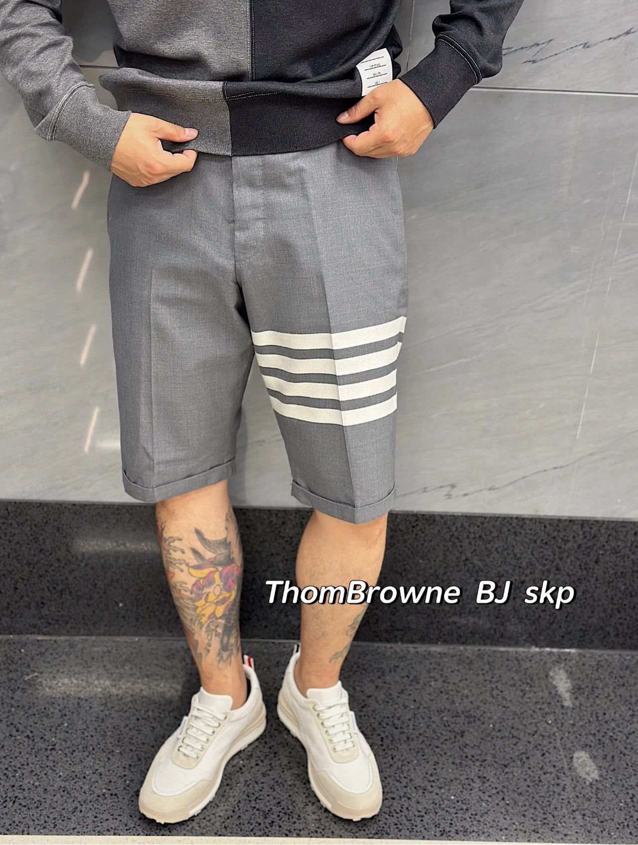 Thom Browne Thom Browne Mid Gray 4-Bar Wool Shorts Size 2 Size US 32 / EU 48 - 7 Thumbnail