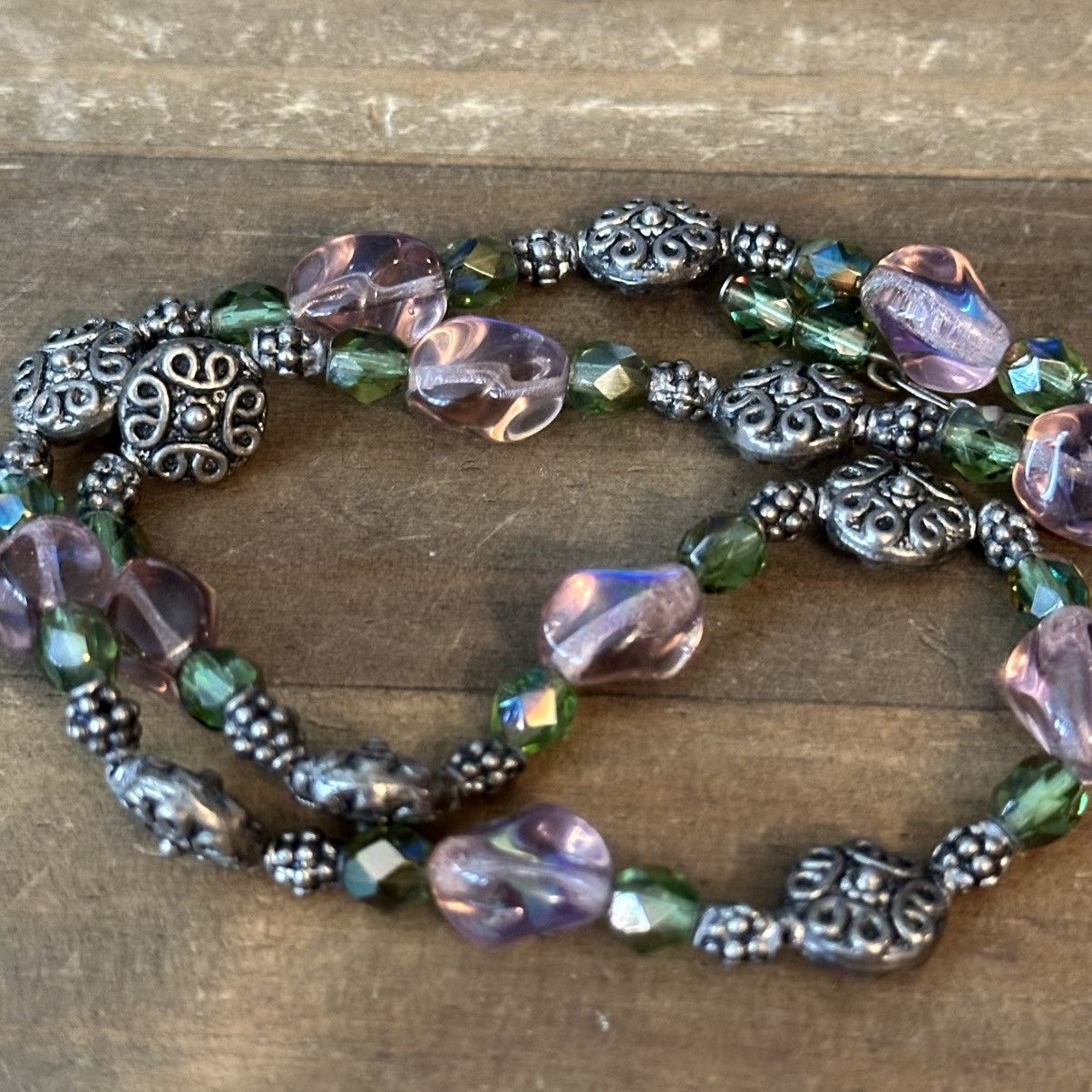 Other Silver tone pink and green glass bead necklace Size ONE SIZE - 2 Thumbnail