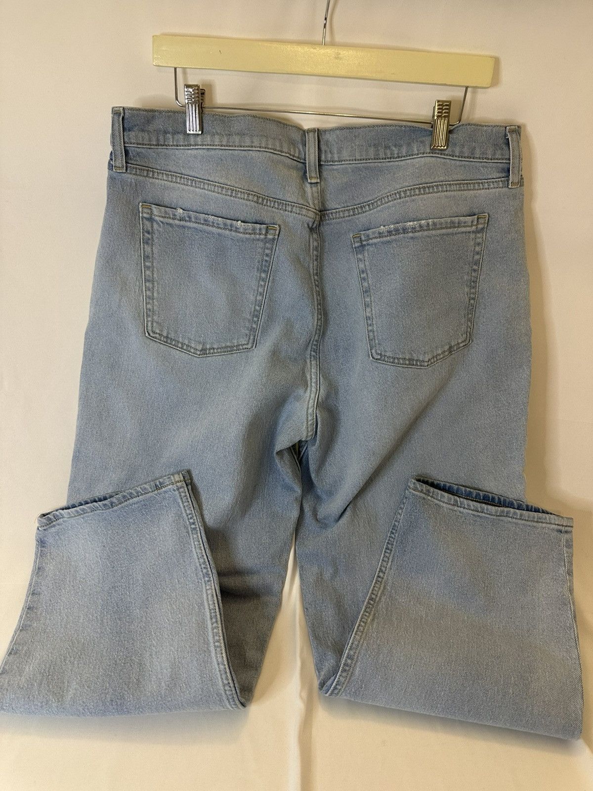 Old Navy Old Navy Women’s Size 14 Mid Rise boyfriend Loose Denim Jean Size 34" / US 12 / IT 48 - 3 Thumbnail