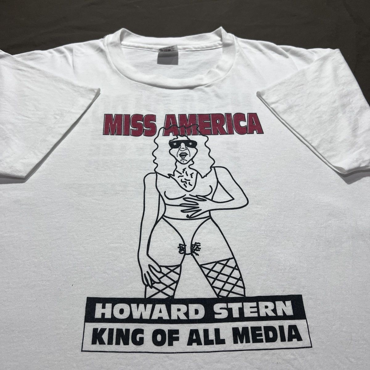 Vintage Vintage 90s Howard Stern Tee XL Comedian Humor Graphic Size US XL / EU 56 / 4 - 1 Thumbnail