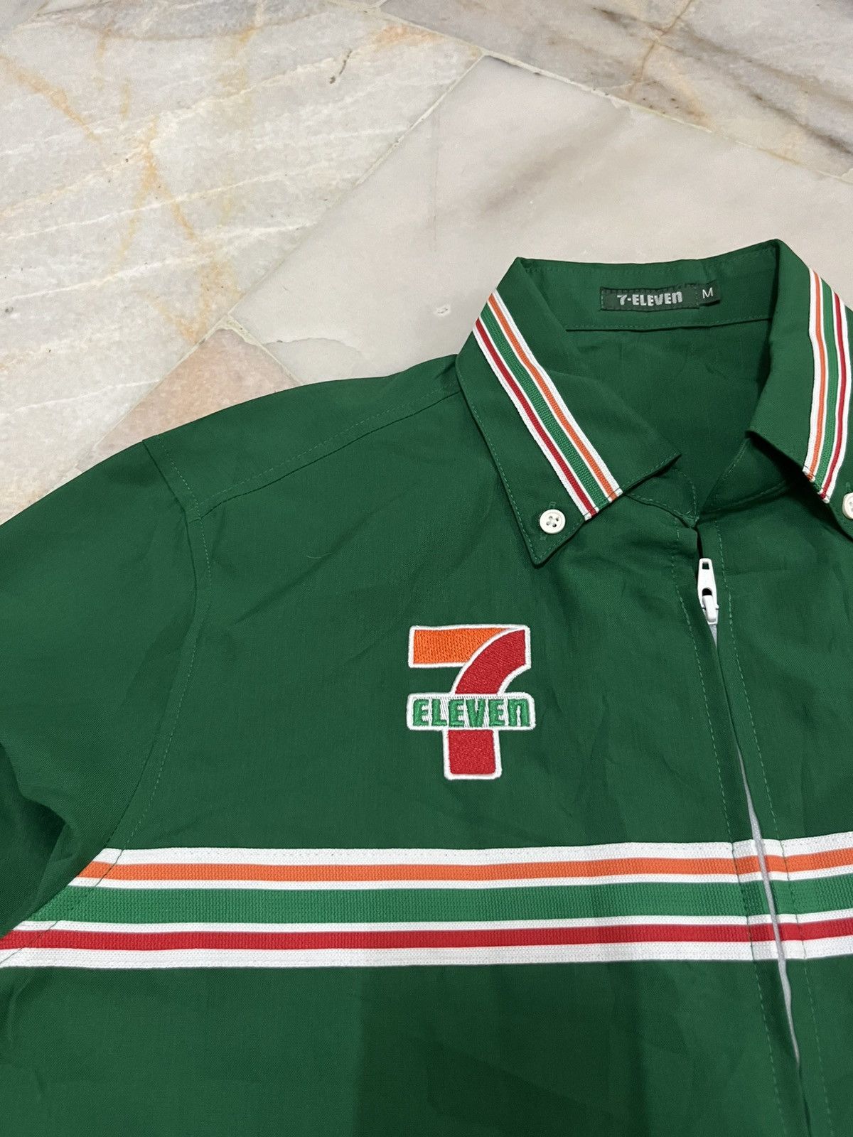 Japanese Brand 7 Eleven Uniform Workers Shirt Size US M / EU 48-50 / 2 - 5 Thumbnail