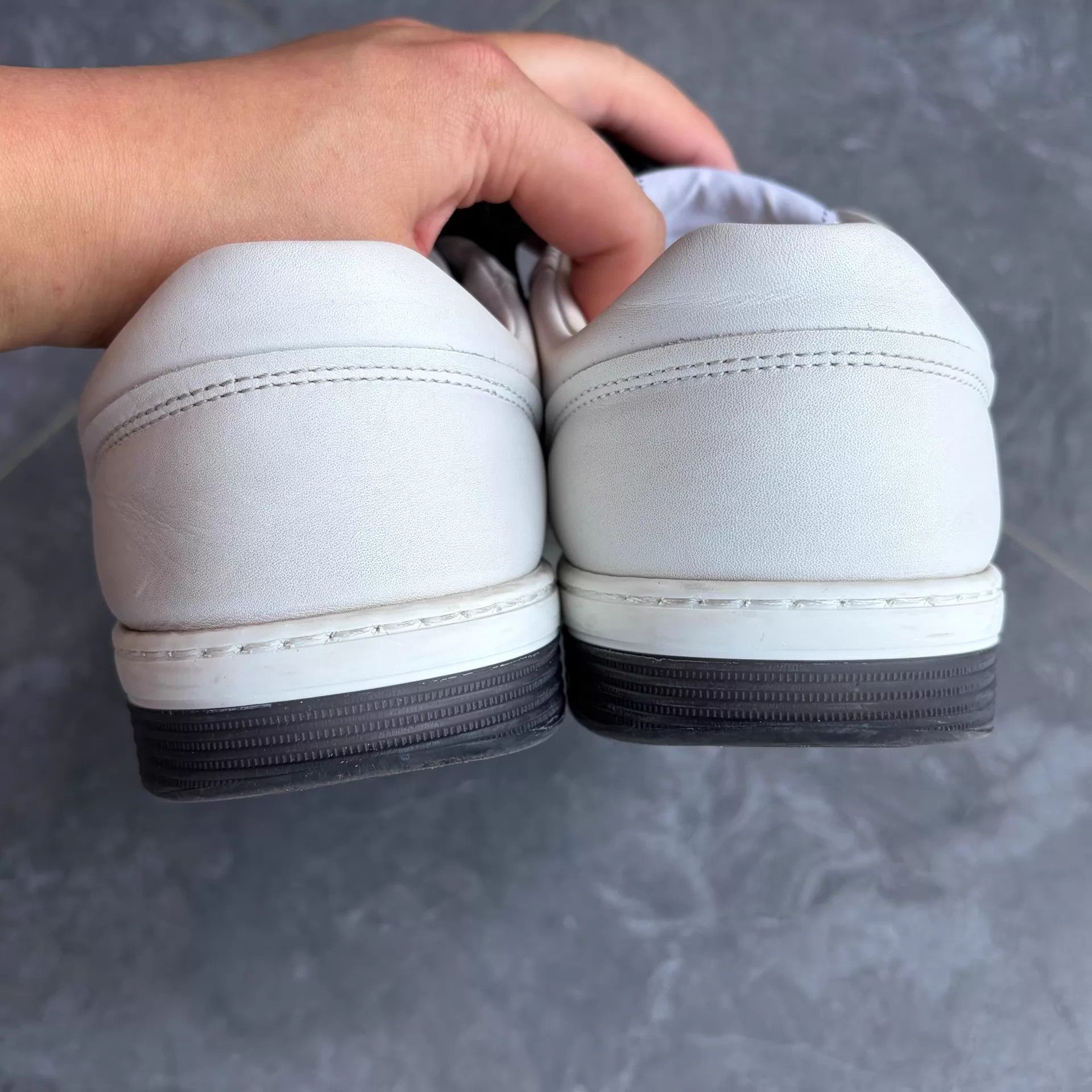 Chanel Chanel Sneaker 38.5 Lightly Worn Slight Sole Wear Size US 8 / IT 38 - 5 Thumbnail