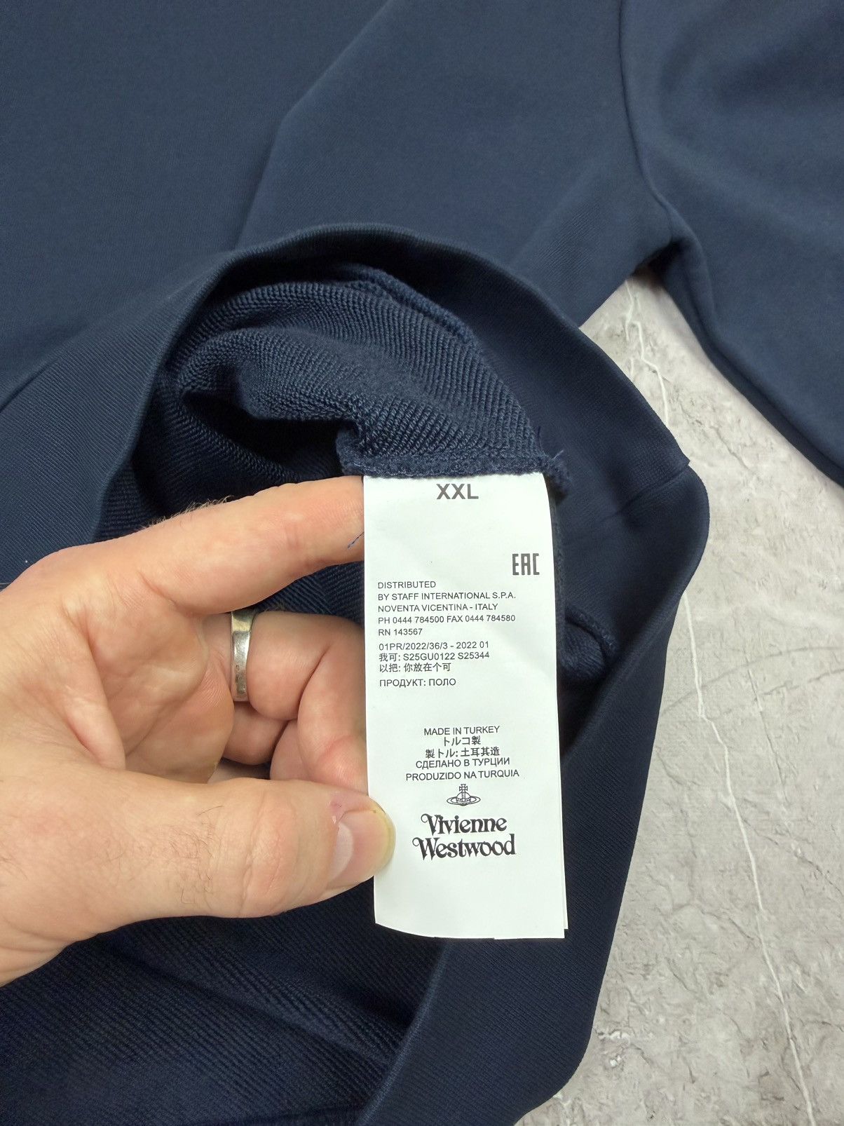 Vivienne Westwood Vintage Vivienne Westwood Sweatshirt Orb Logo Basic Pullover Size US XL / EU 56 / 4 - 6 Thumbnail