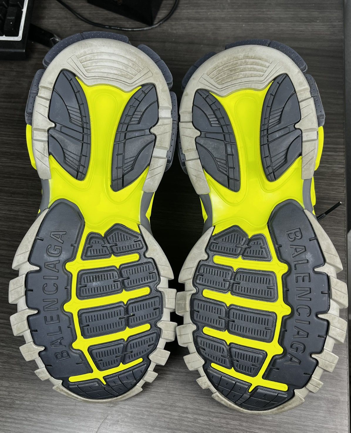 Balenciaga Balenciaga Track.2 Open Sneaker Yellow/ Grey EU 42 Size US 9 / EU 42 - 5 Thumbnail