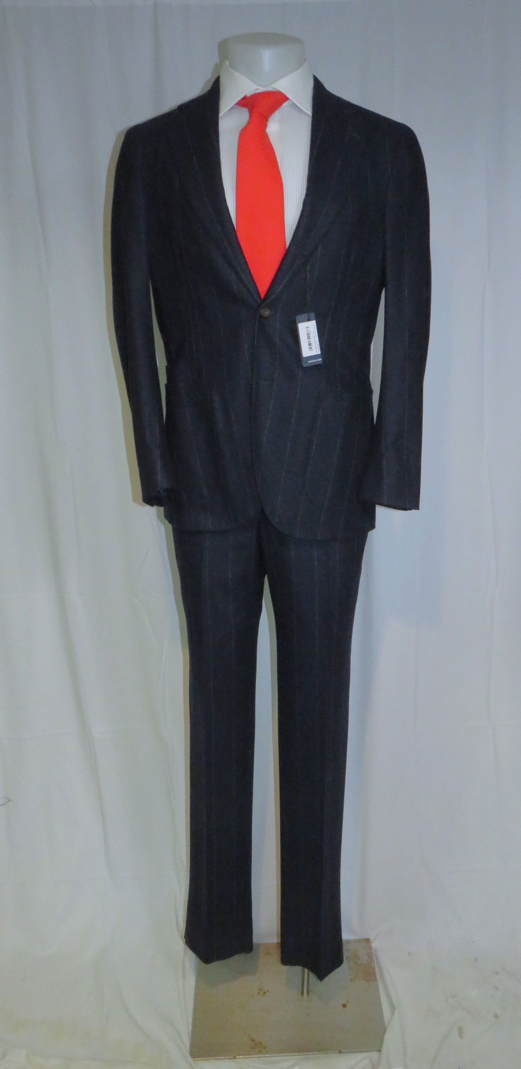 Drake's Navy Blue Chalk Stripe Flannel Three Roll Two Suit 38R NWT Size 38R - 1 Thumbnail