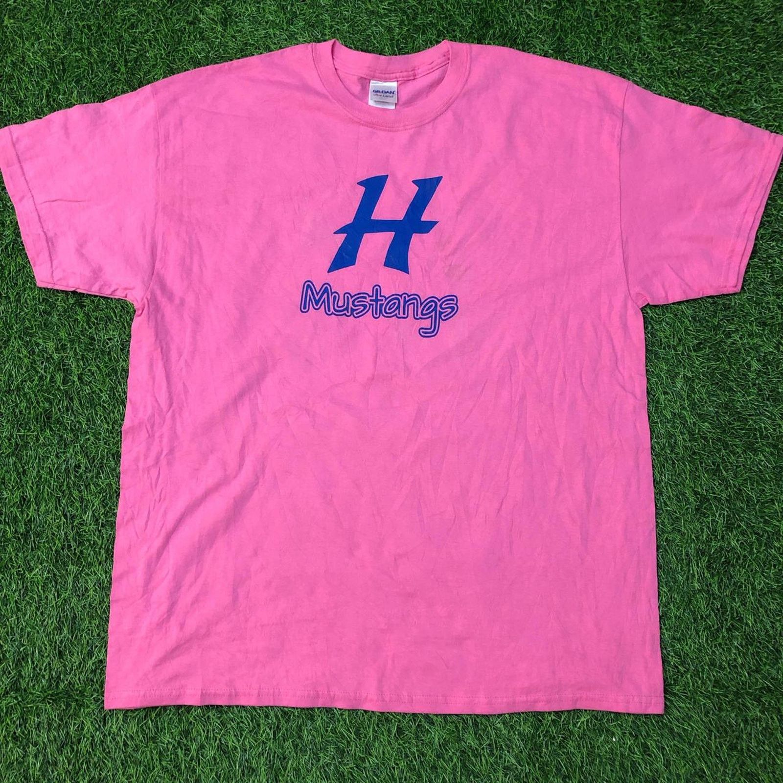 Gildan Pink ‘H Mustangs’ Graphic Number Tee Size US XL / EU 56 / 4 - 1 Thumbnail