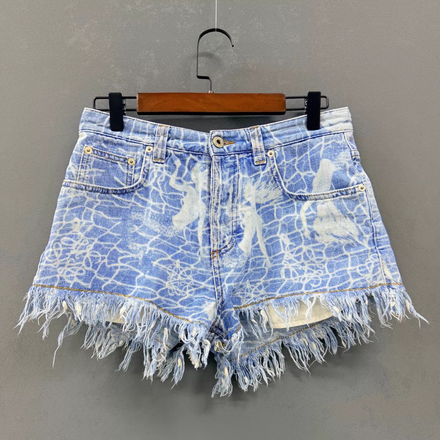 Loewe LOEWE Mermaid Distressed Denim Shorts Women's 36 99 New Size 25" / US 0 / IT 36 - 1 Thumbnail
