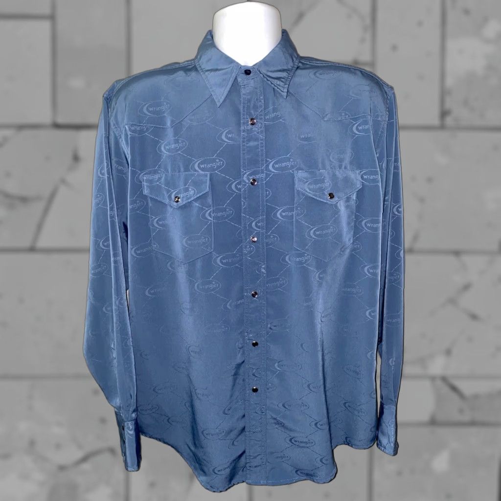 Wrangler VINTAGE Wrangler Mens Blue Snap Button Long Sleeve Shirt WRANGLER ALL OVER L Blue Button-Up Mens Regular Size L Size US L / EU 52-54 / 3 - 1 Thumbnail