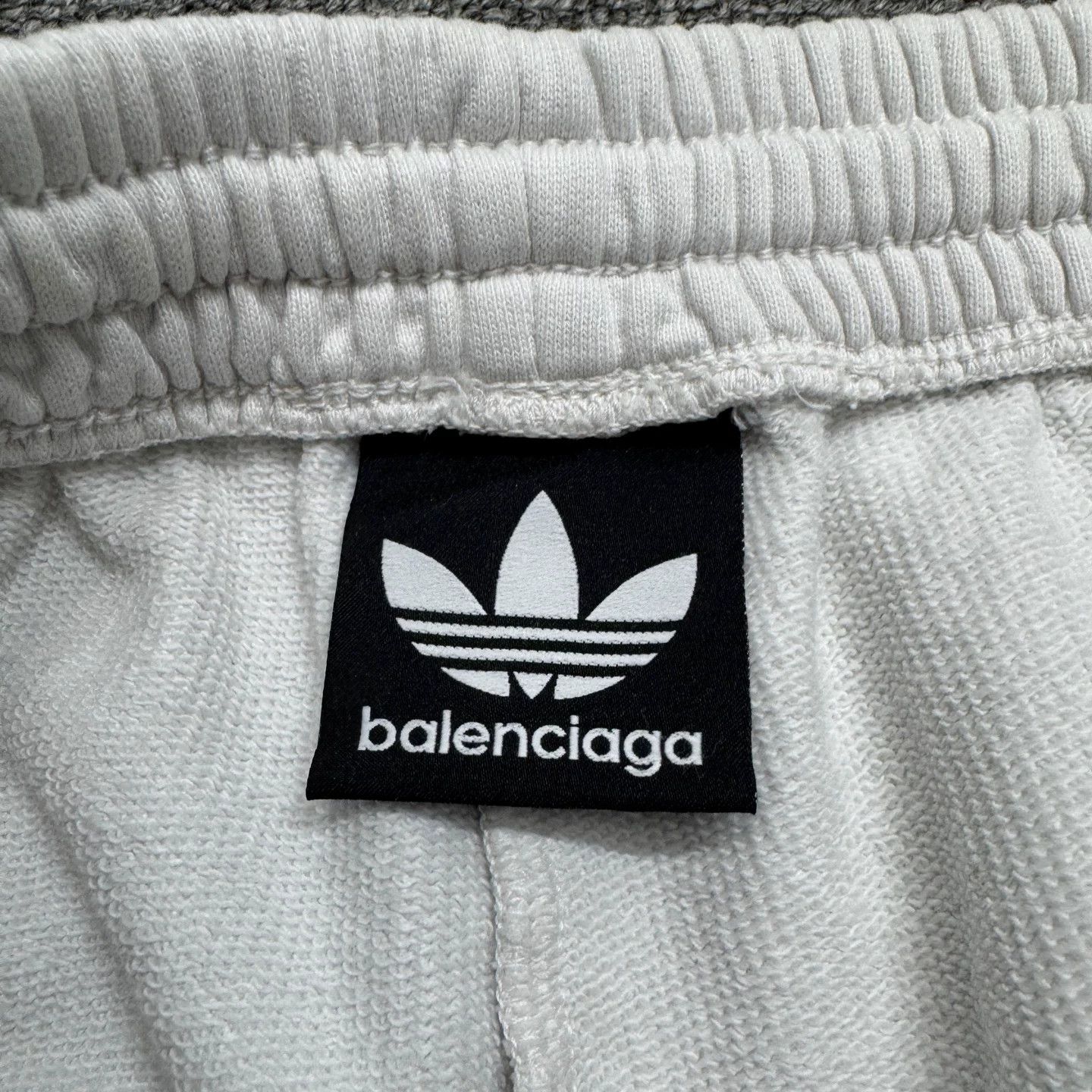 Balenciaga Balenciaga Adidas Collaboration White Sweatpants Size US 27 - 2 Thumbnail