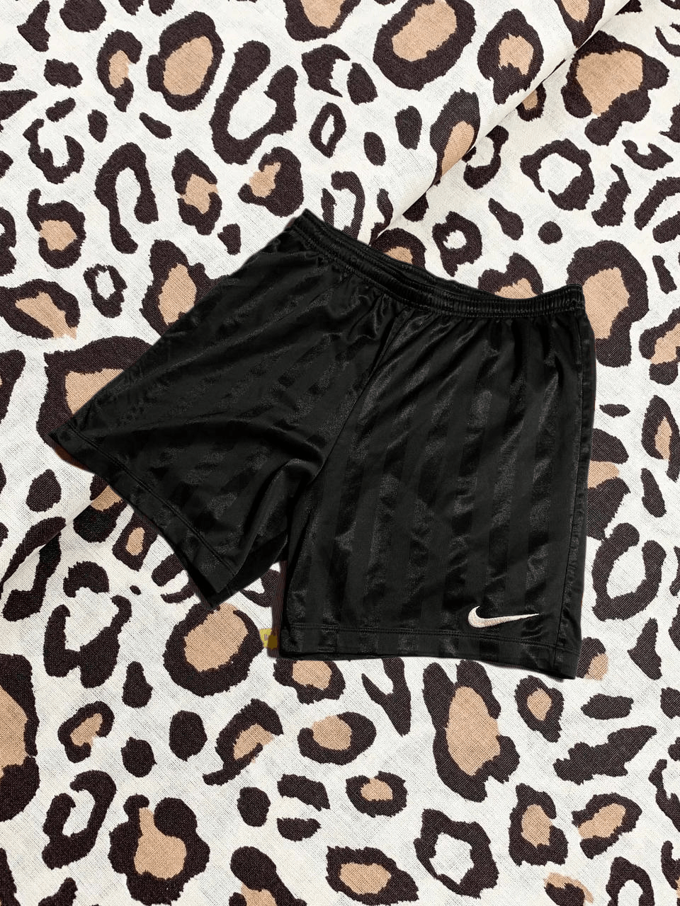 Nike Nike Shorts Size US 32 / EU 48 - 1 Thumbnail