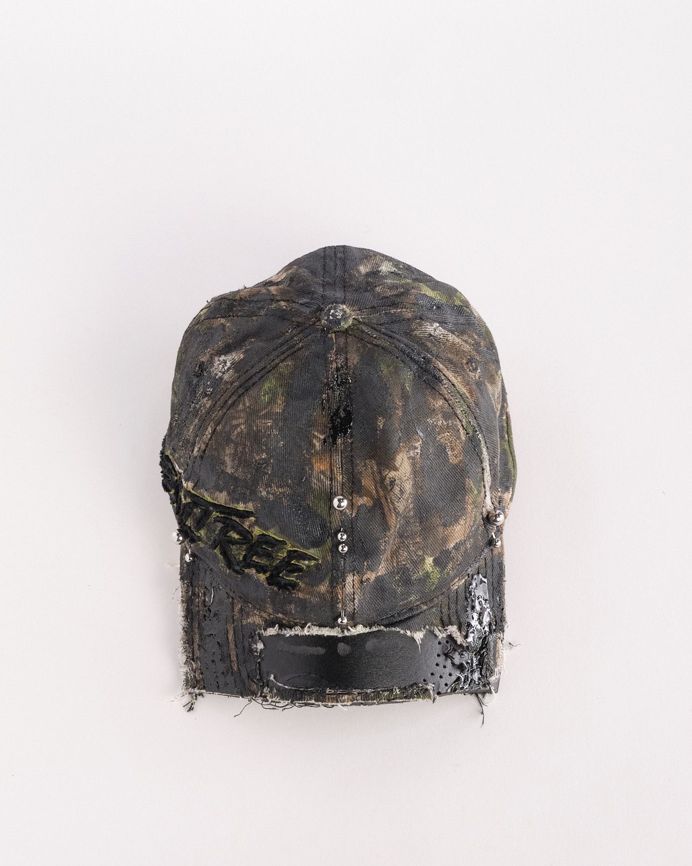 Realtree ASTROBOI* 'Real Tree' Green Camouflage .5 Visor Pierced Hat Size ONE SIZE - 2 Thumbnail