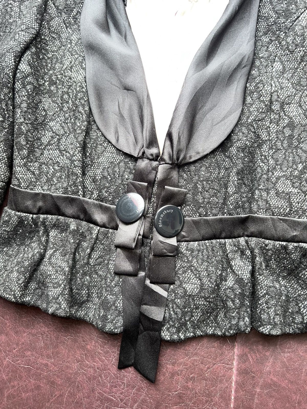 Miu Miu Blommsbury lace gothic blazer 🥀🖤 Size S / US 4 / IT 40 - 7 Thumbnail