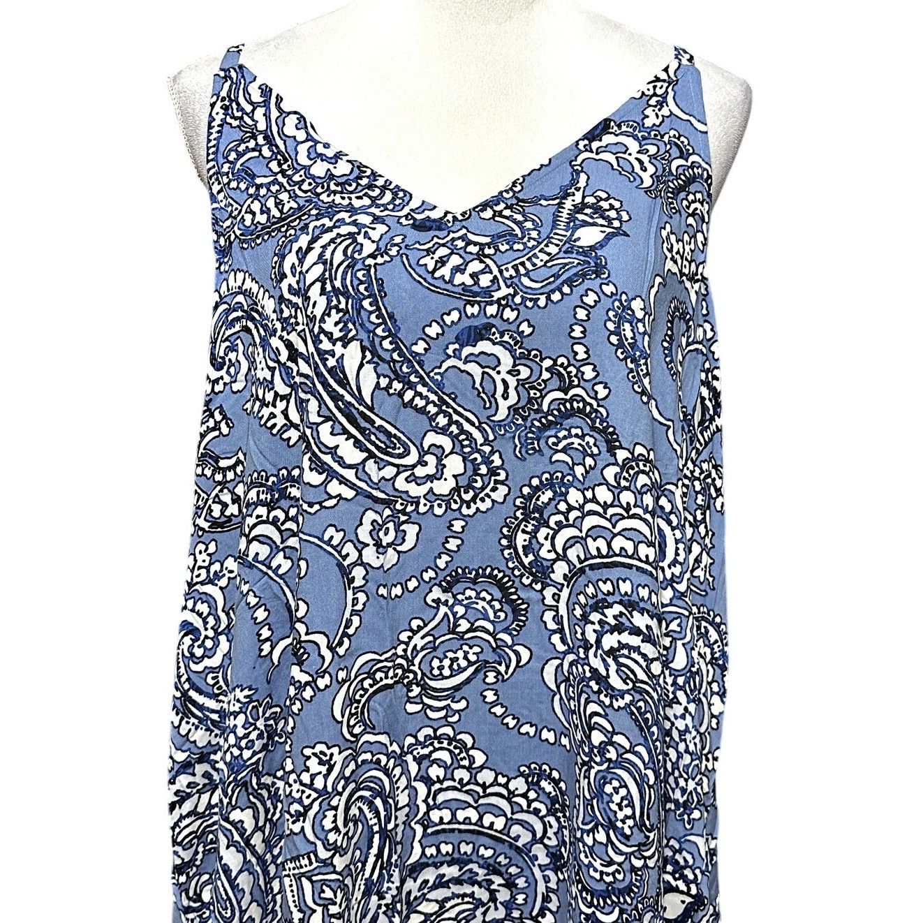 Vince Camuto Vince Camuto Plus XXL Blue Paisley Flowy Maxi Slip Dress NWT Size XXL / US 16-18 / IT 52-54 - 3 Thumbnail