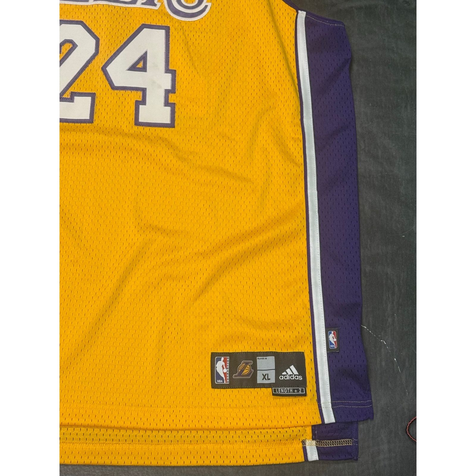 Adidas Vintage Kobe Bryant #24 LA Lakers Jersey - Adidas NBA XL Size US XL / EU 56 / 4 - 3 Thumbnail