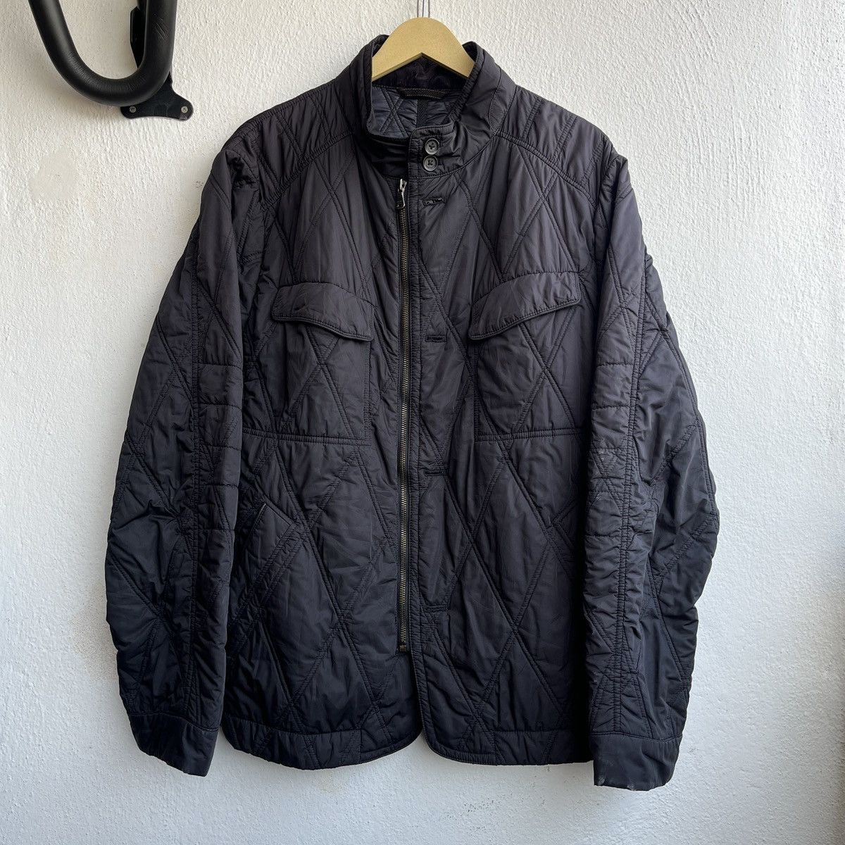 Hugo Boss HUGO BOSS MEN QUILTED LIGHT PUFFER JACKET Size US L / EU 52-54 / 3 - 1 Thumbnail