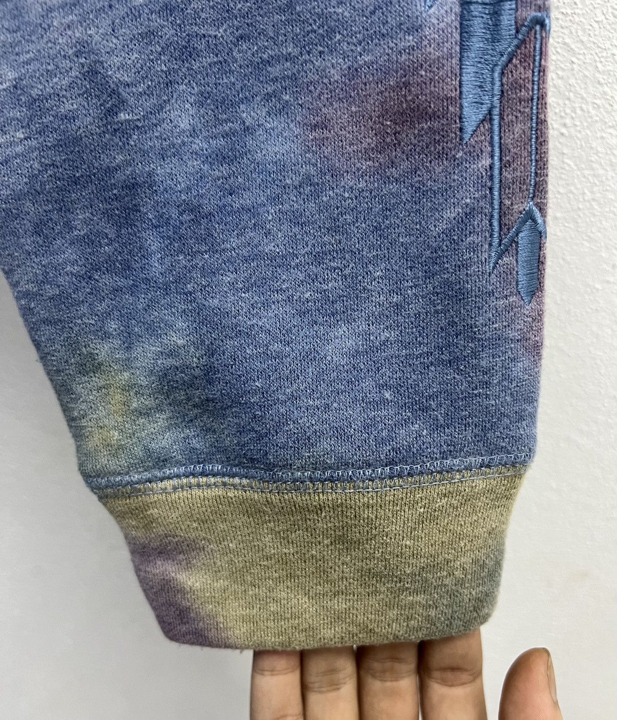 Japanese Brand × Vintage VINTAGE CAVARI A SWEATSHIRT Size US M / EU 48-50 / 2 - 5 Thumbnail