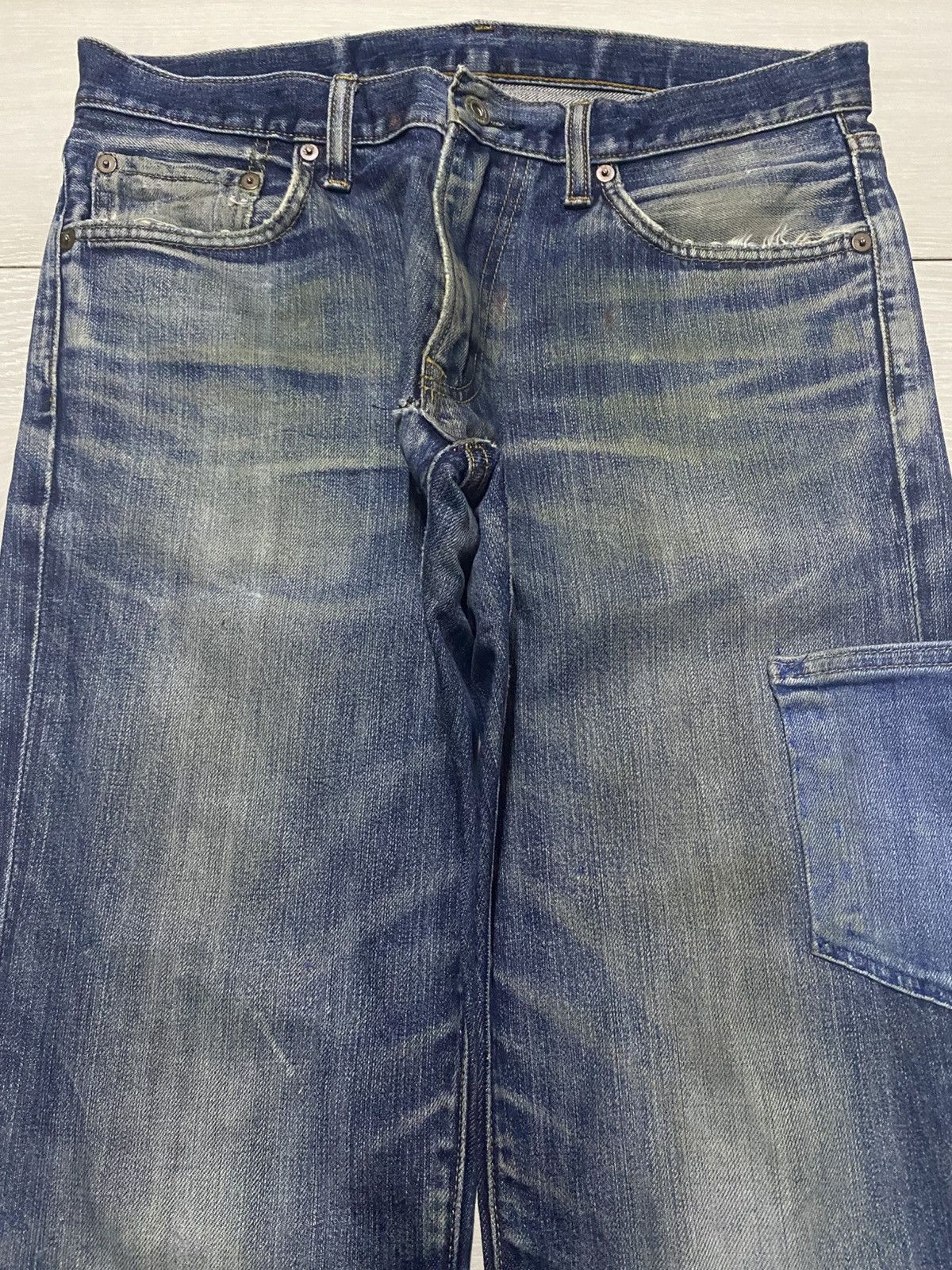 Uniqlo Vintage Uniqlo Mud Wash Distressed Loose Jeans Size US 31 - 3 Thumbnail