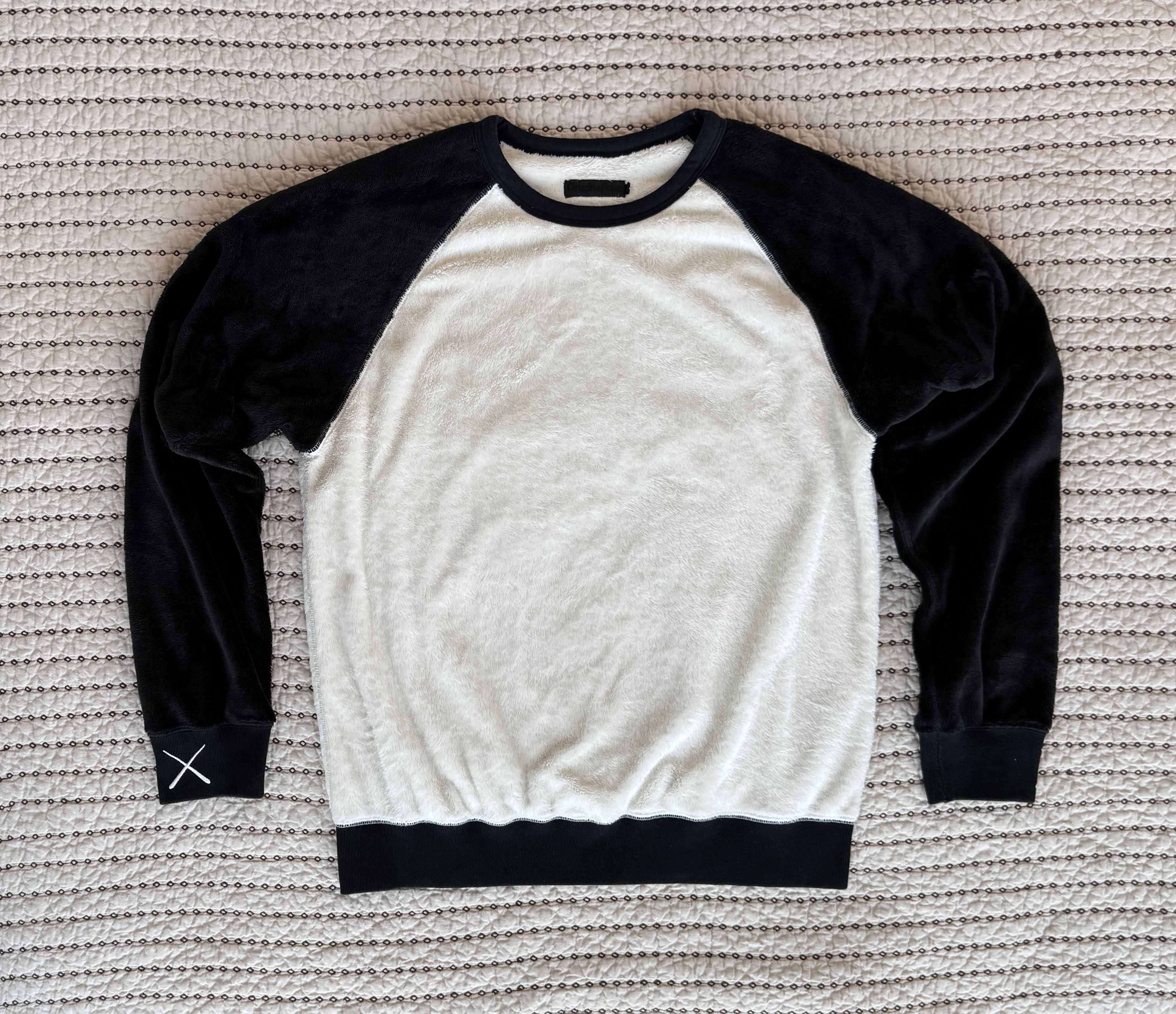 Kaws KAWS ORIGINAL FAKE PANDA FAUX FUR RAGLAN SWEATSHIRT SZ 4 Size US XL / EU 56 / 4 - 1 Thumbnail