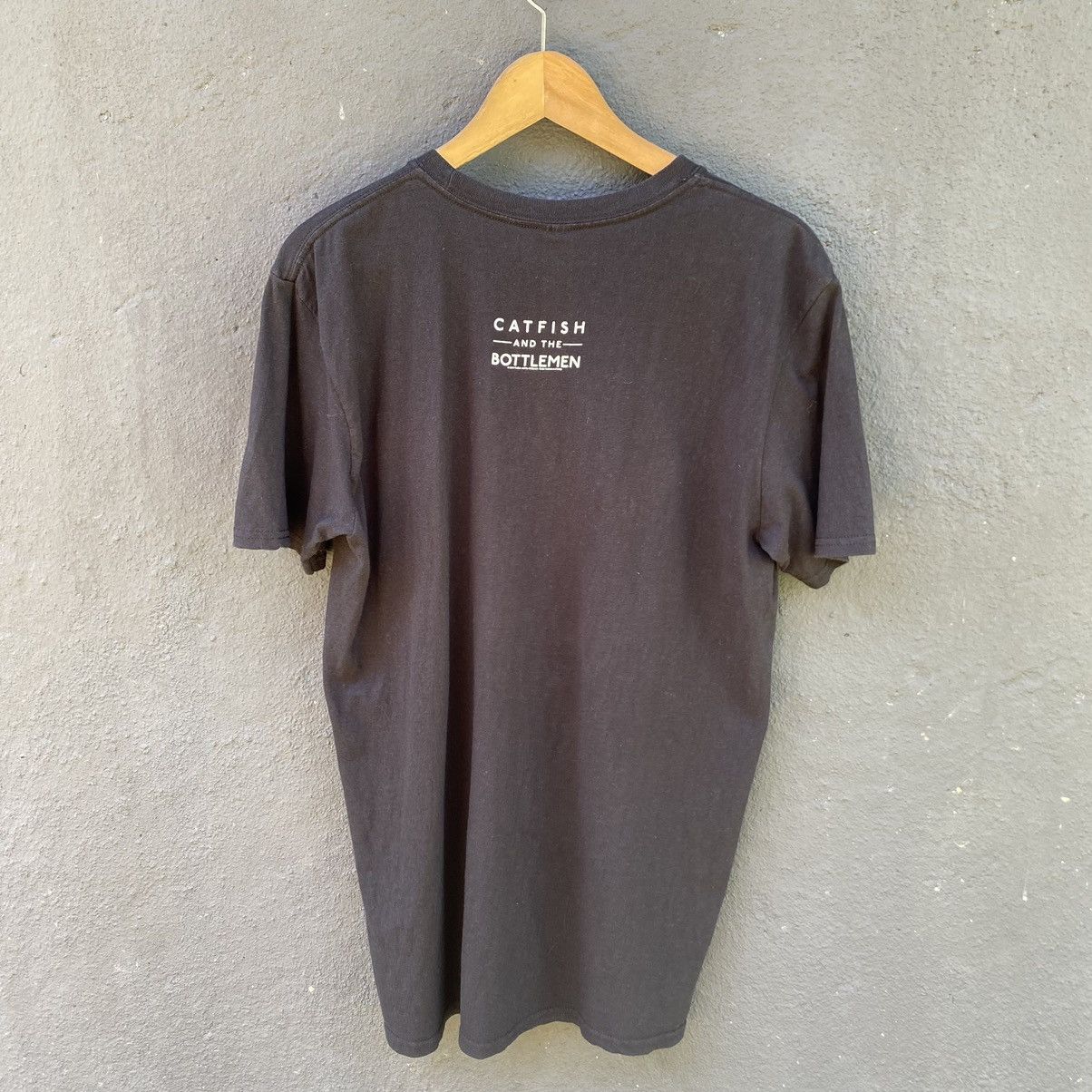 Band Tees Faded Catfish And The Bottleman British Indie Rock Band Tee Size US L / EU 52-54 / 3 - 2 Thumbnail