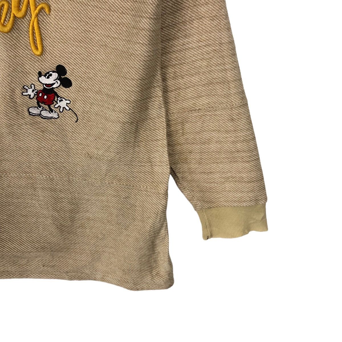Disney VINTAGE HOODIE CARTOON MICKEY FAMILY WALT DISNEY COMPANY Size US M / EU 48-50 / 2 - 4 Thumbnail