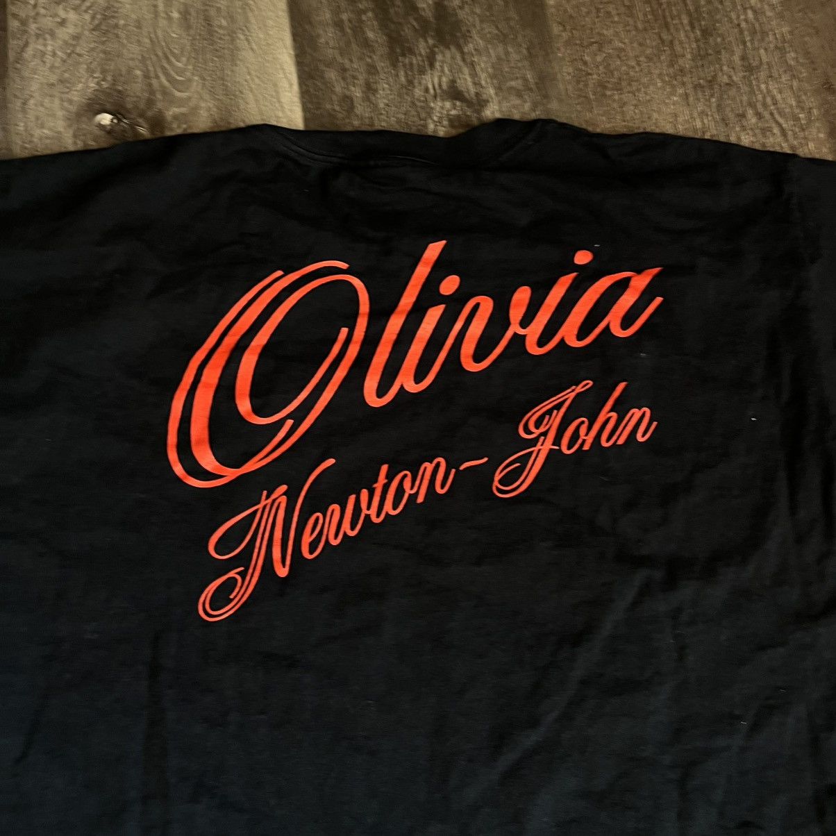Band Tees Vintage 2000s Olivia Newton-John Band Graphic Tour Tee Shirt Size US L / EU 52-54 / 3 - 6 Thumbnail