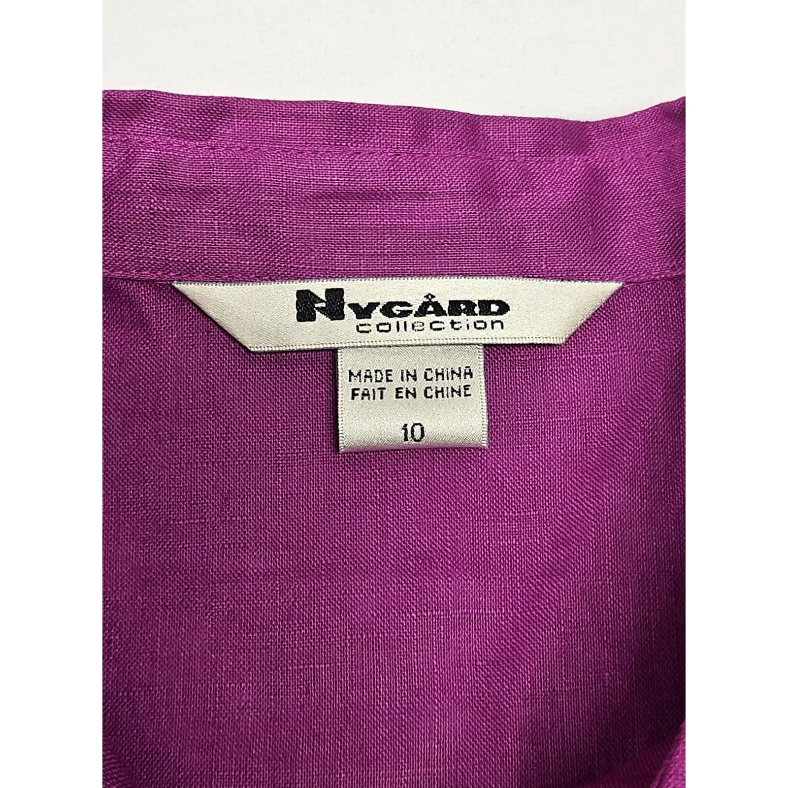 Vintage Nygard Button Shirt Women 10 Linen Blend Magenta Floral Embroidered Collared Long Sleeve Shirt Size L / US 10 / IT 46 - 4 Thumbnail