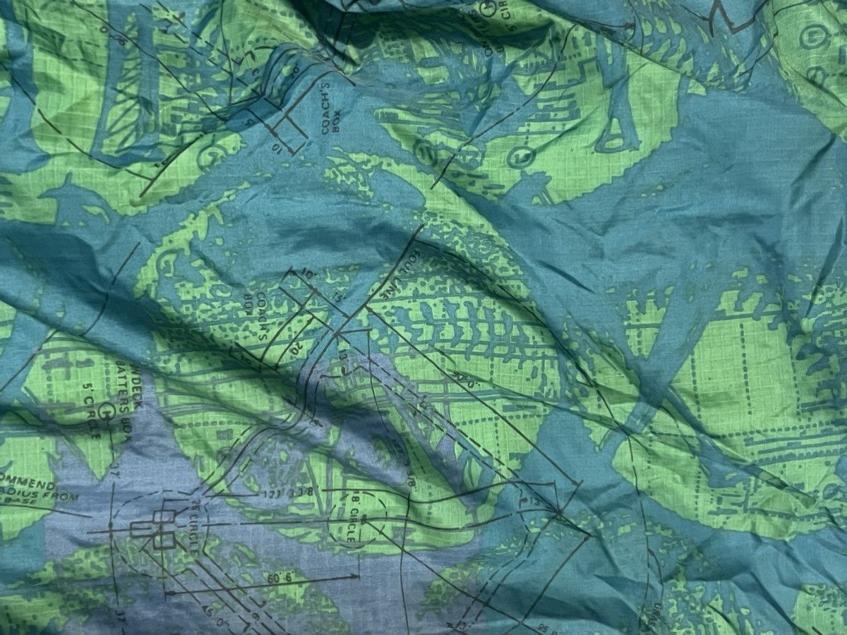 Nike Vintage Nike International Map Print Anorak Jacket Y2K Size US L / EU 52-54 / 3 - 8 Thumbnail