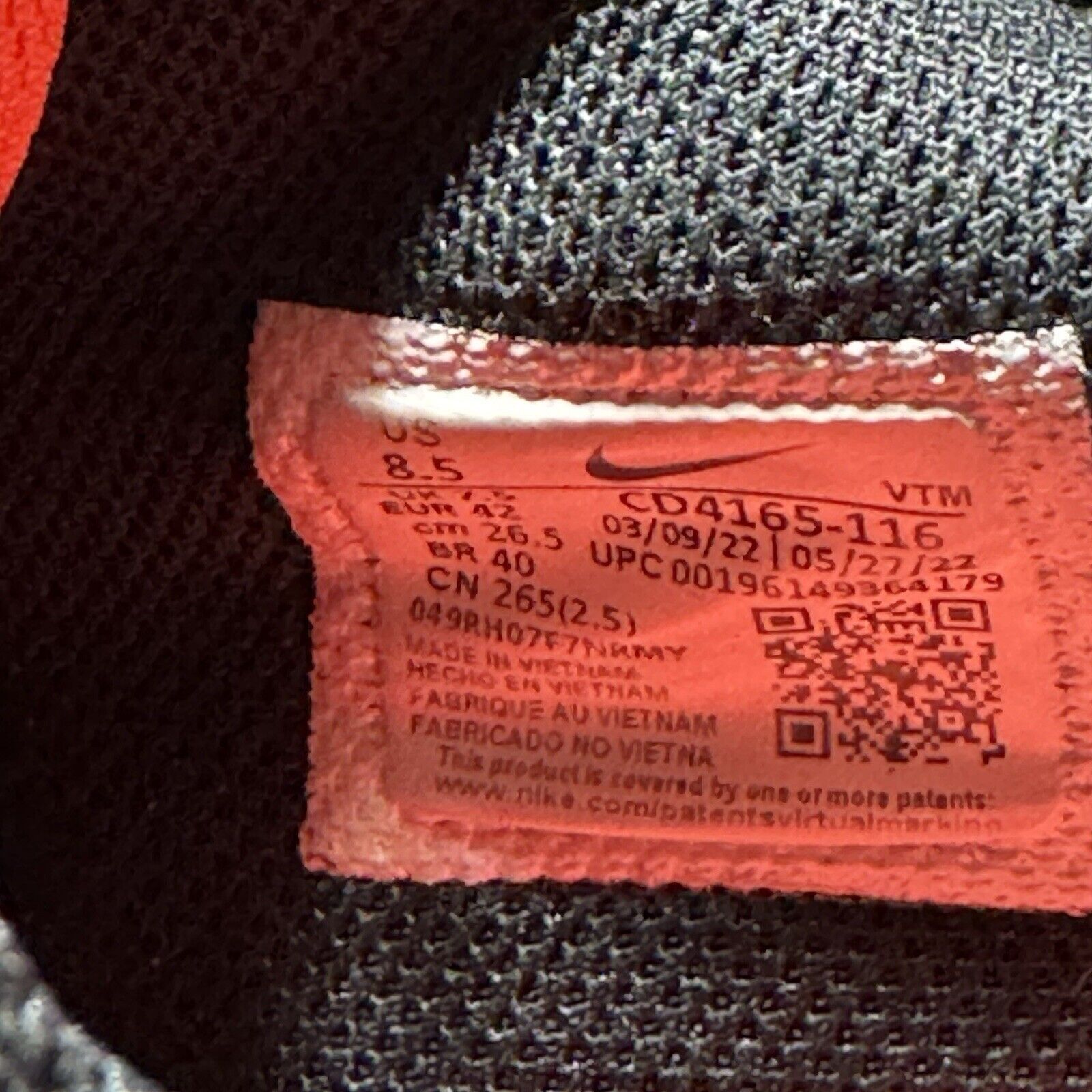 Nike Size 8.5 - Nike Air Max Excee Infrared Size US 8.5 / EU 41-42 - 7 Thumbnail