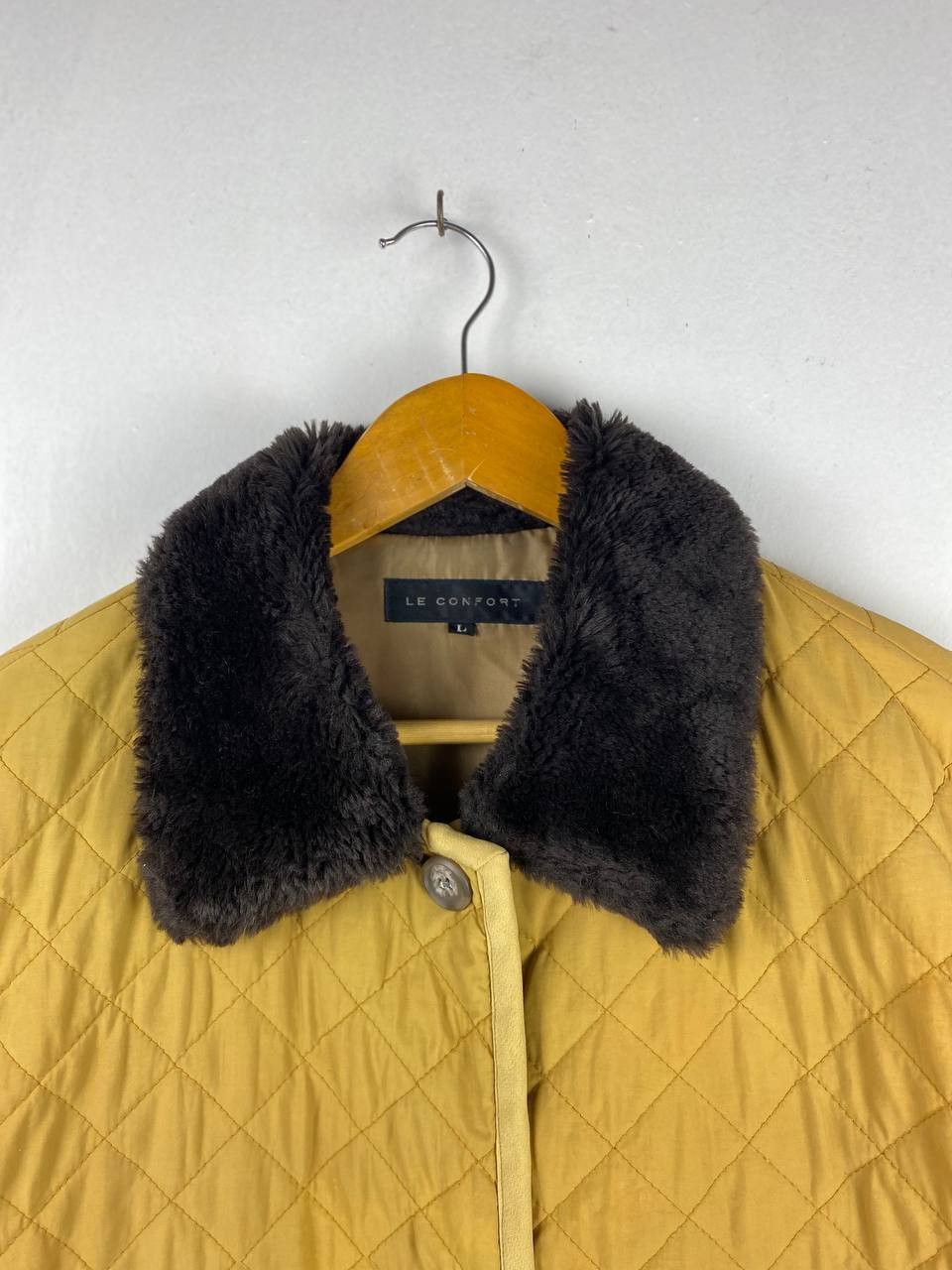 Japanese Brand le confort quilted jacket fur coller nice design Size US L / EU 52-54 / 3 - 2 Thumbnail