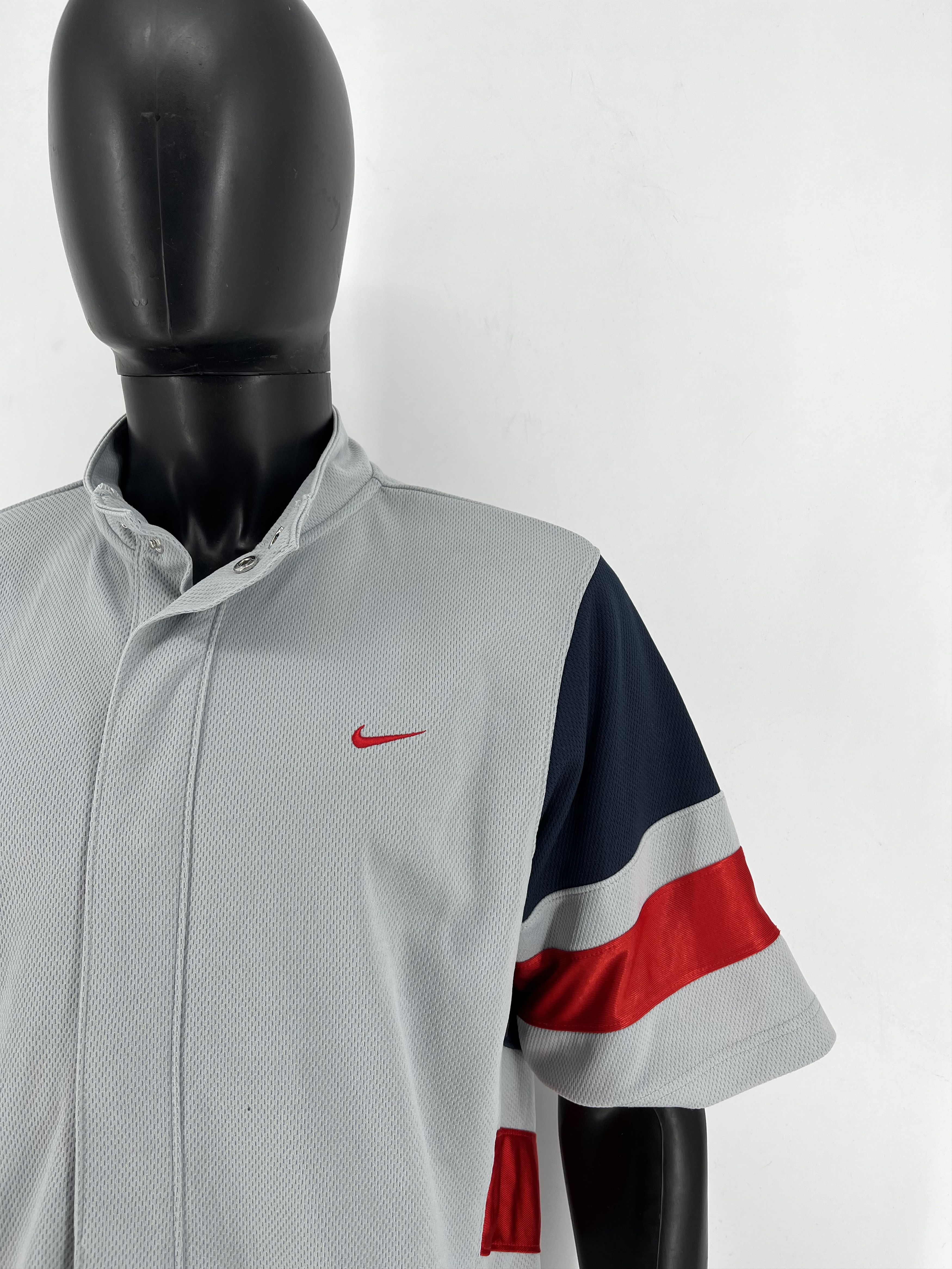 Nike Nike Vintage Basketball Jersey T-shirt Size S 2004 Size US S / EU 44-46 / 1 - 7 Thumbnail