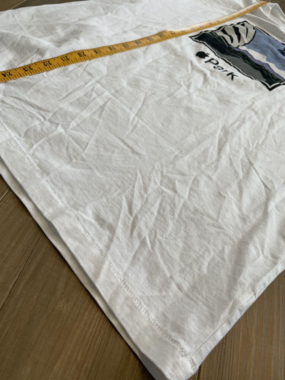 Apple Official Apple Park Path T-Shirt White Size M Visitor Center Size US M / EU 48-50 / 2 - 3 Thumbnail