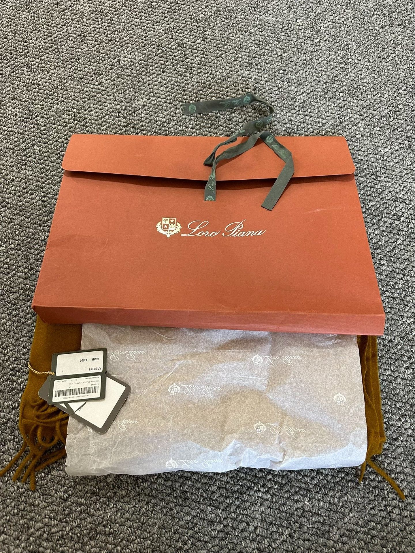 Loro Piana Loro Piana Scarf Size ONE SIZE - 4 Thumbnail