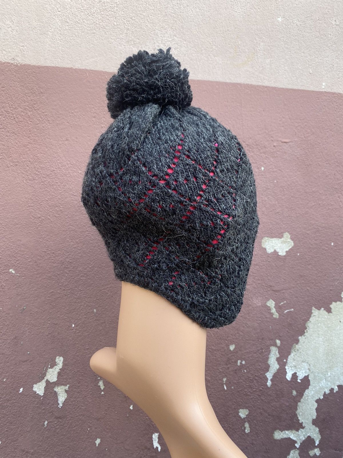 Nike Nike Earflap Beanie Hat Size ONE SIZE - 4 Thumbnail