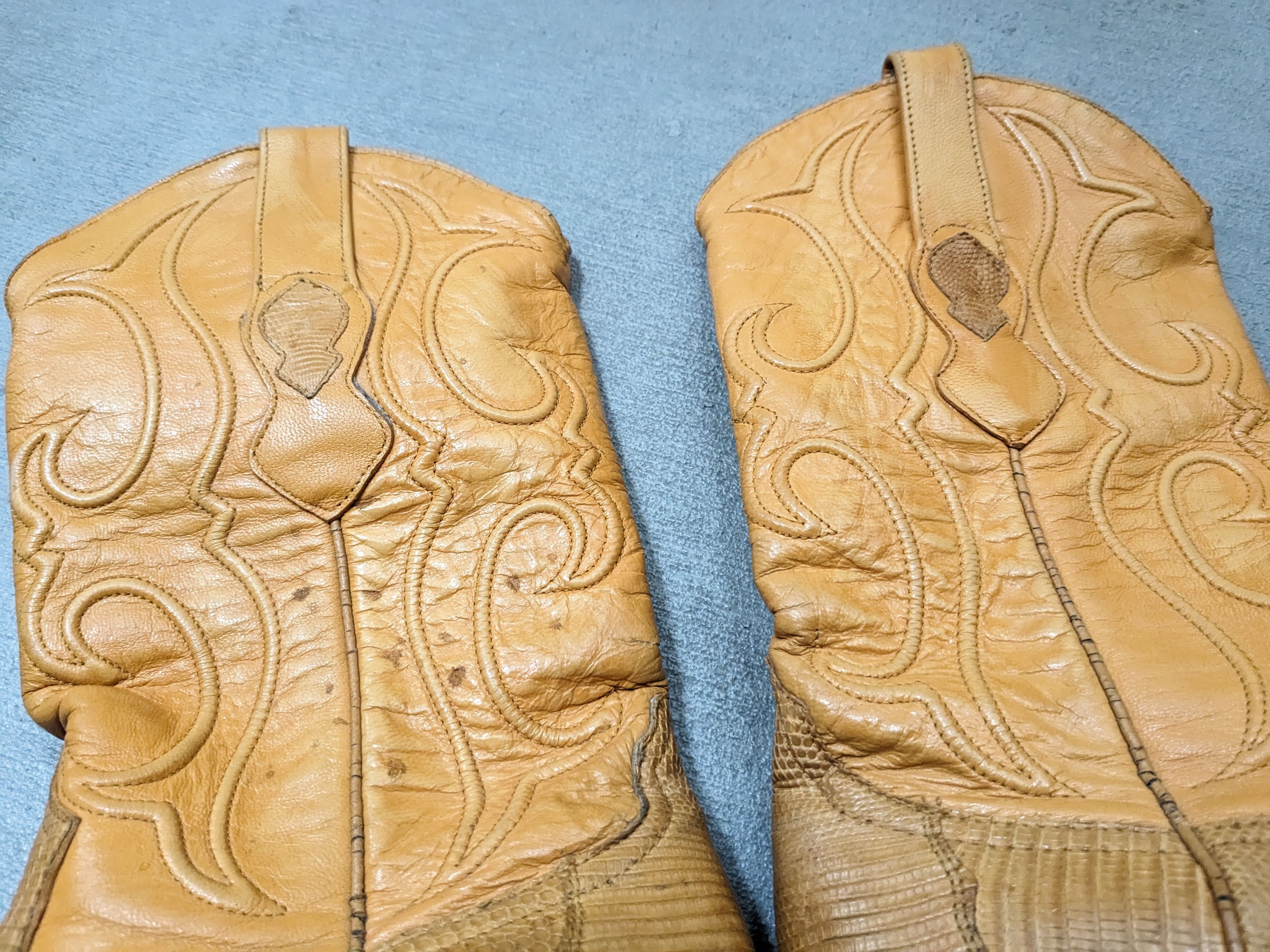 Genuine Leather Vintage Cowboy Boots Yellow Lizard 8 Wide Leather USA Size US 8 / EU 41 - 7 Thumbnail