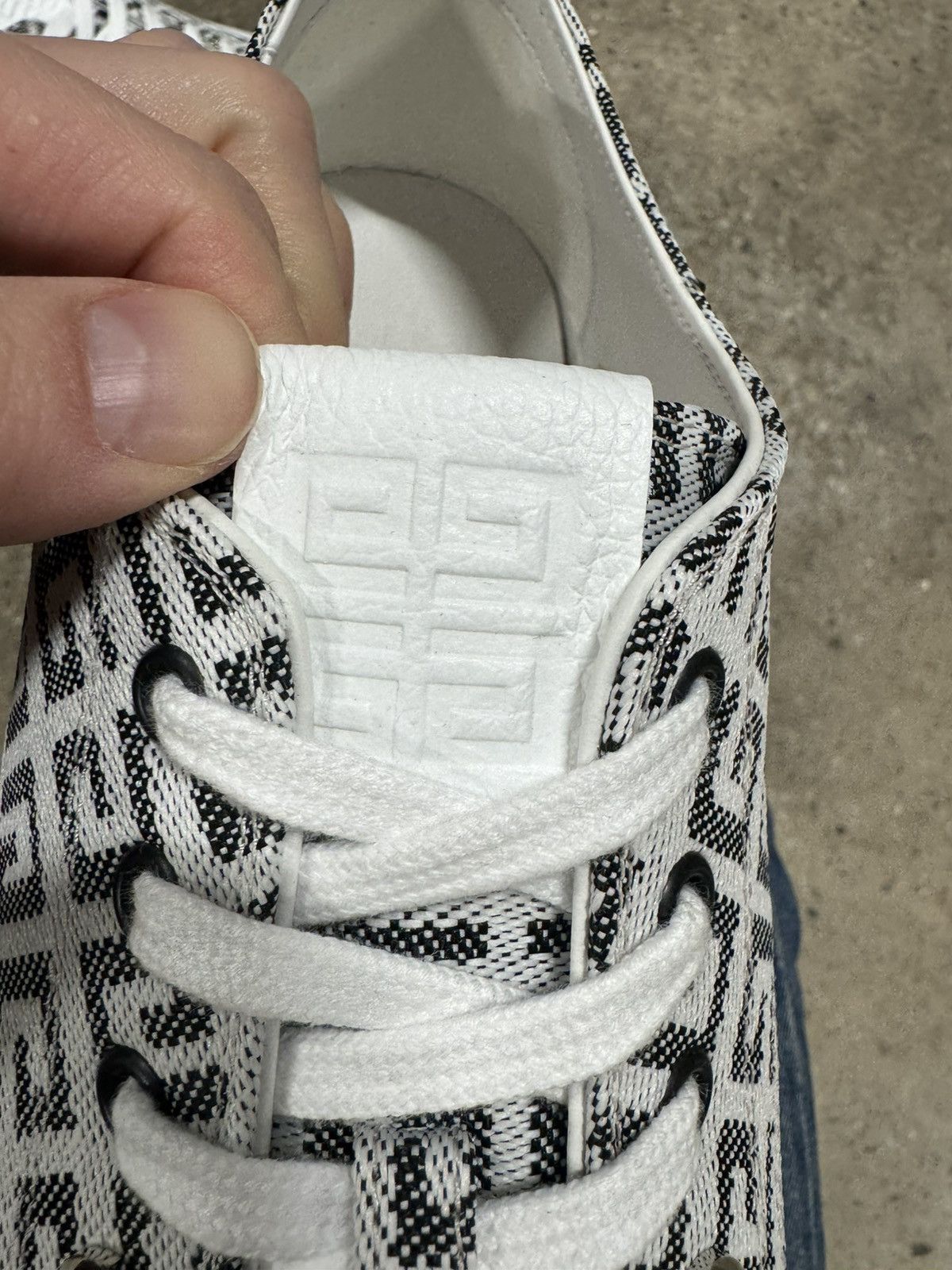 Givenchy Givenchy City 4G Low Top Sneaker NEW 750$ Size US 12 / EU 45 - 6 Thumbnail