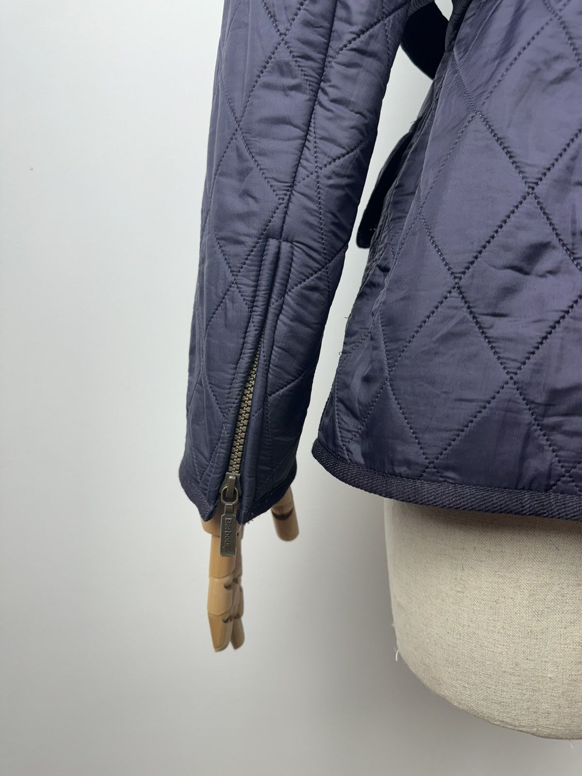Barbour × Vintage Men’s Vintage Barbour International Polarquilt Jacket size 8 Size M / US 6-8 / IT 42-44 - 8 Thumbnail