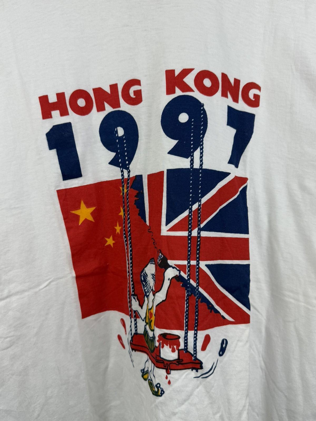 Band Tees × Vintage Rare Tshirt Hong Kong 1997 year Great Britain vintage 90’s Size US L / EU 52-54 / 3 - 4 Thumbnail