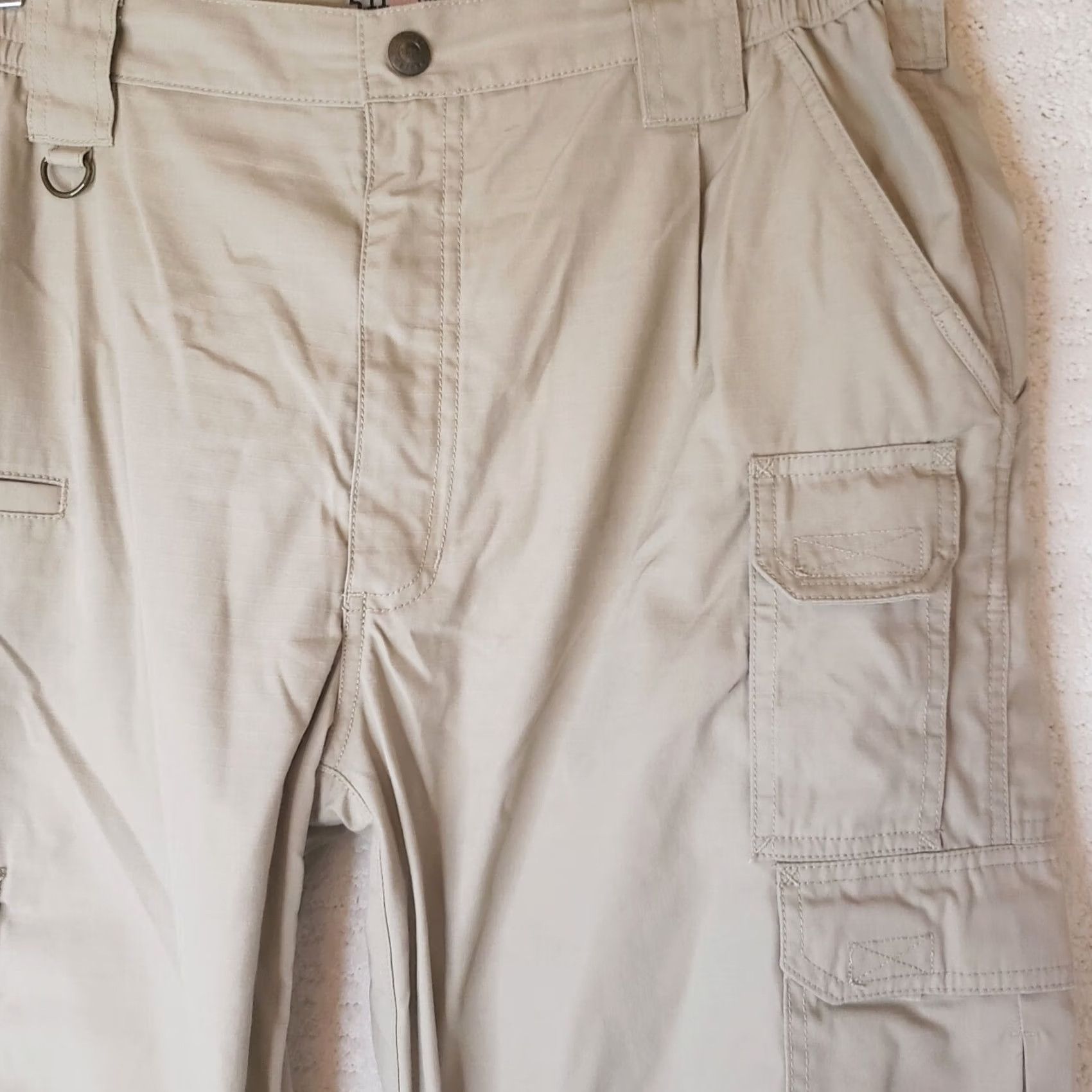Vintage 5.11 Tactical Pants Mens 36x32 Beige Cargo Patrol 511 Military Shooting Pants Regular 36 Beige Army Outdoor Cargo Pocket Elastic Waist Pockets Logo Size US 36 / EU 52 - 6 Thumbnail