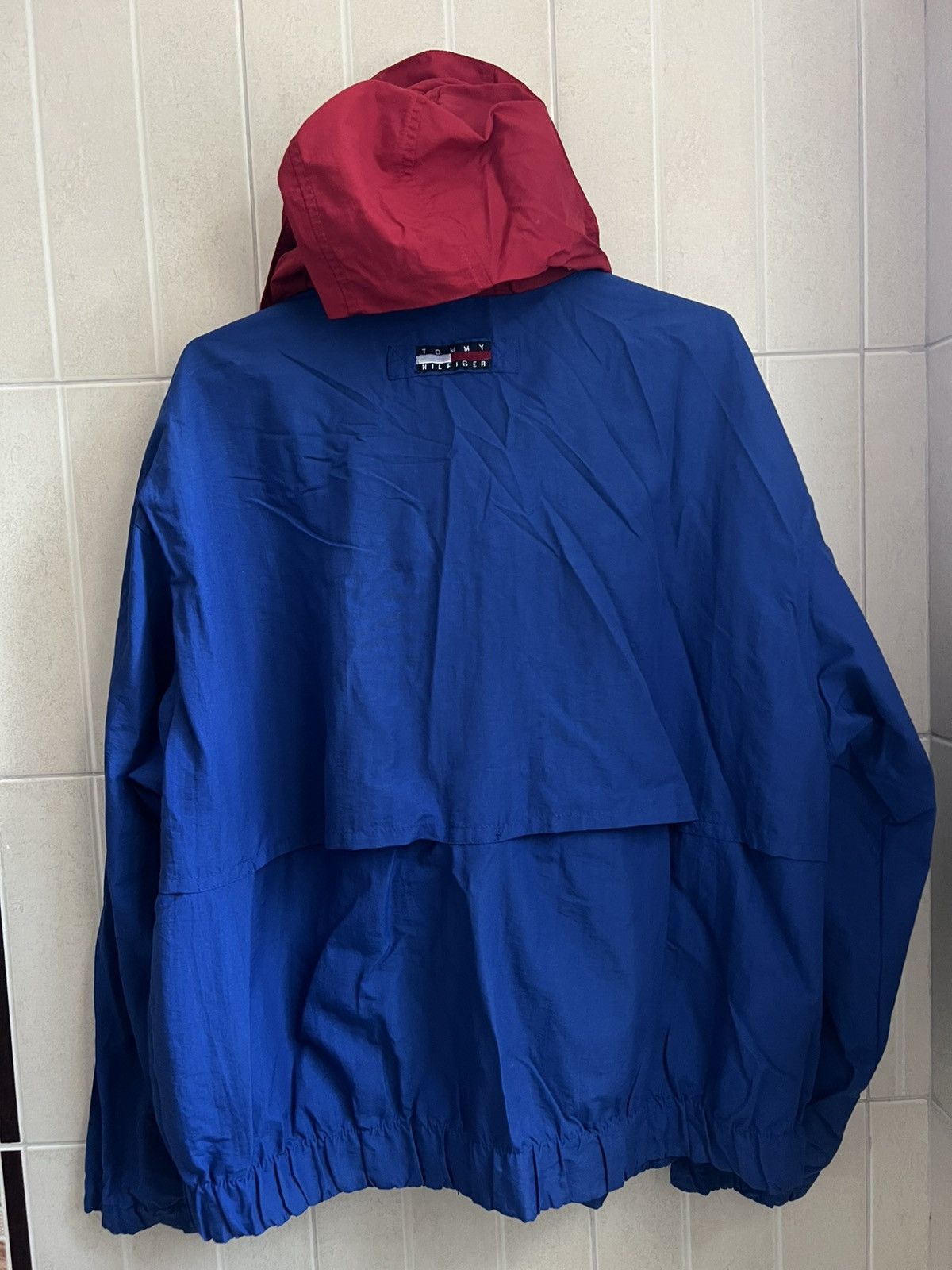 Tommy Hilfiger VINTAGE TOMMY HILFIGER NYLON WINDBREAKER BLUE JACKET Size US XL / EU 56 / 4 - 7 Thumbnail