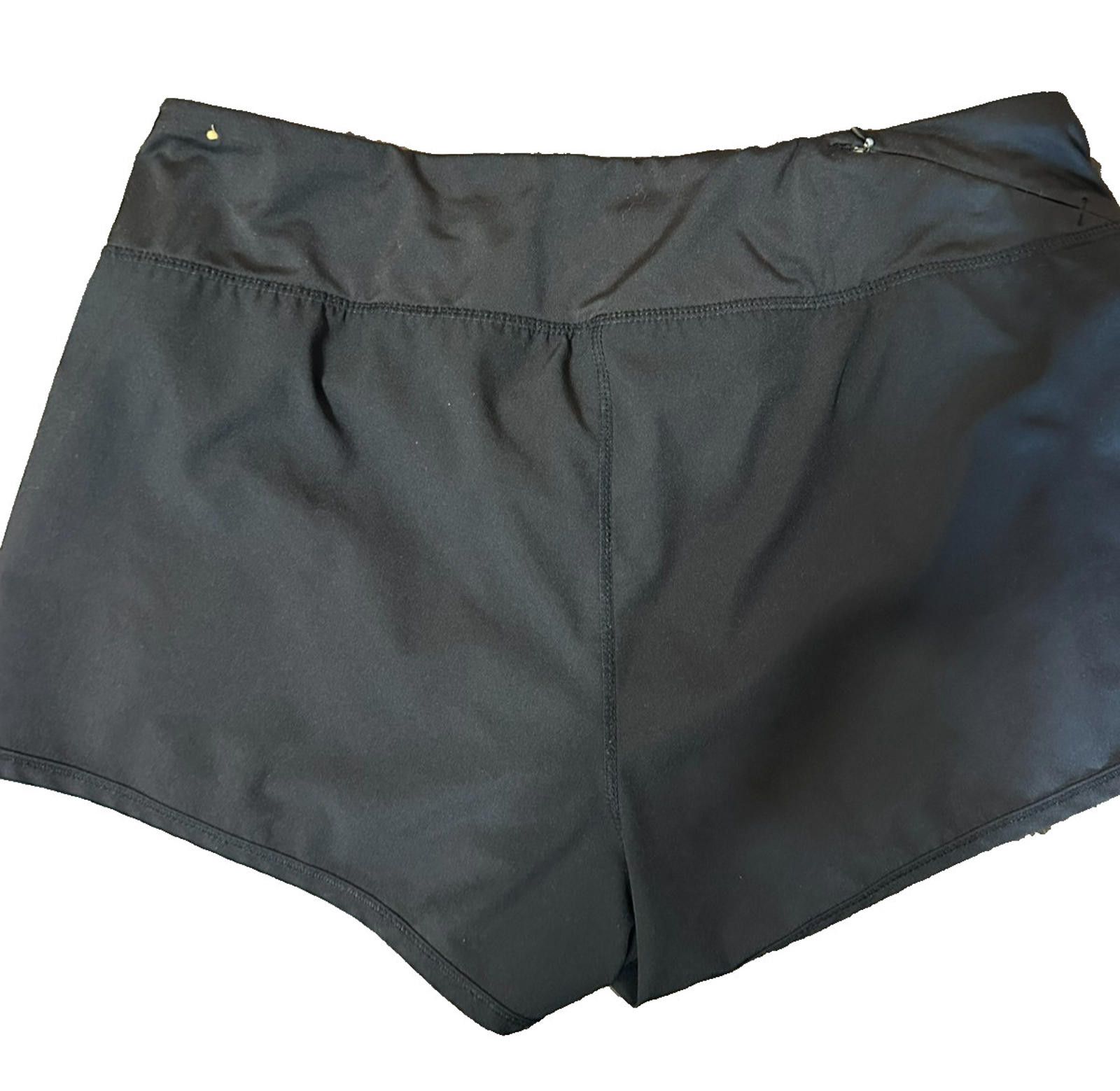 Reebok Reebok women’s athletic shorts in size Medium— Size ONE SIZE - 5 Thumbnail