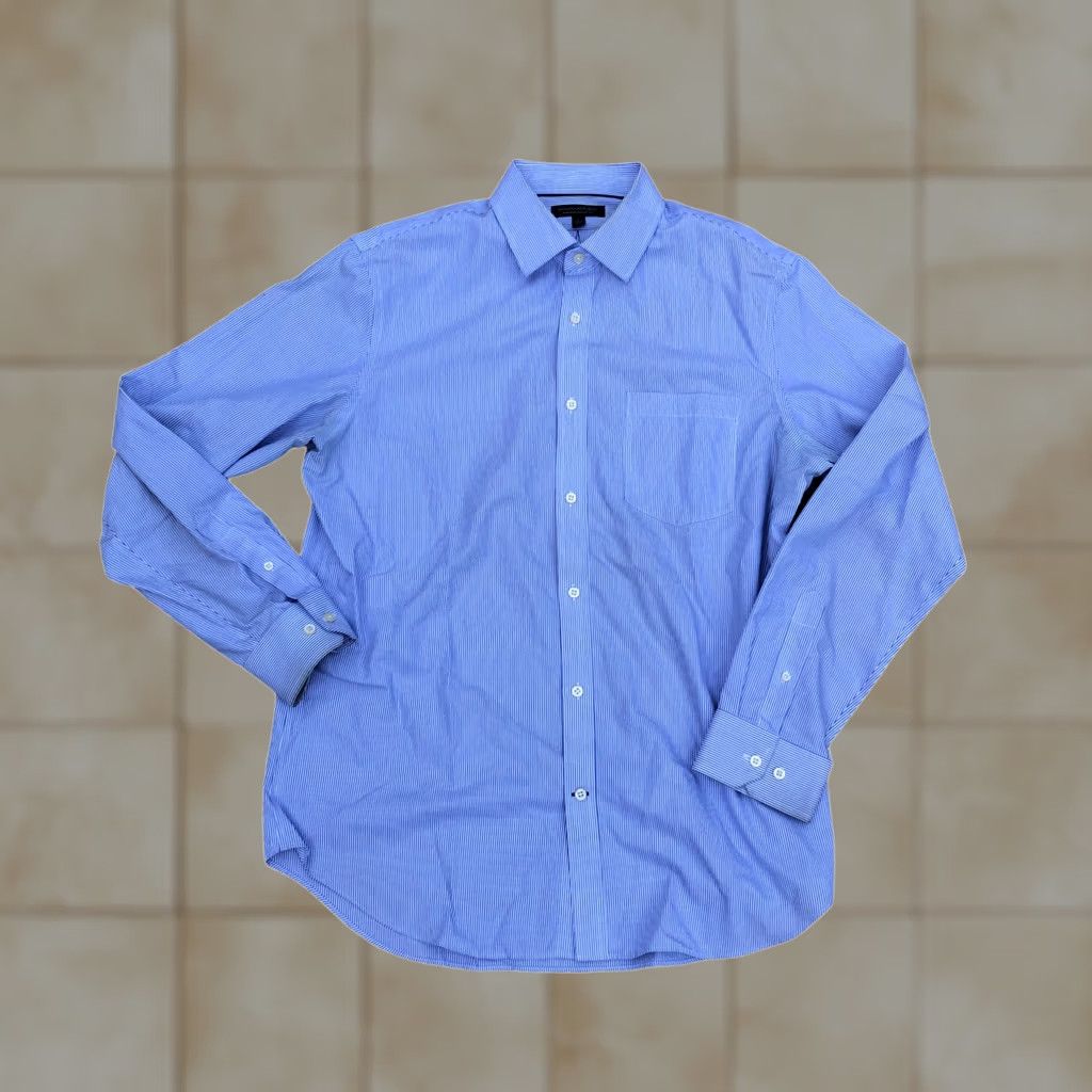 Banana Republic Banana Republic Button Down Dress Shirt Mens LG Non Iron Striped Shirt Adults Large Blue Mens Size 42R - 1 Thumbnail