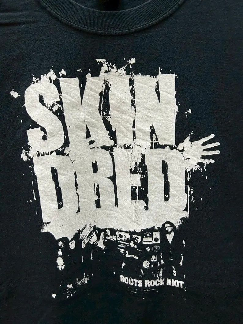 Band Tees Vintage 2000s Skindred Band tshirt size M Size US M / EU 48-50 / 2 - 3 Thumbnail