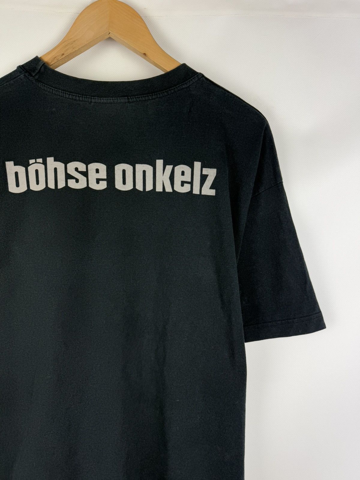 Band Tees × Vintage Bohse Onkelz Ach, Sie Suchen Streit Vintage Band T Shirt Tee Size US XL / EU 56 / 4 - 16 Thumbnail