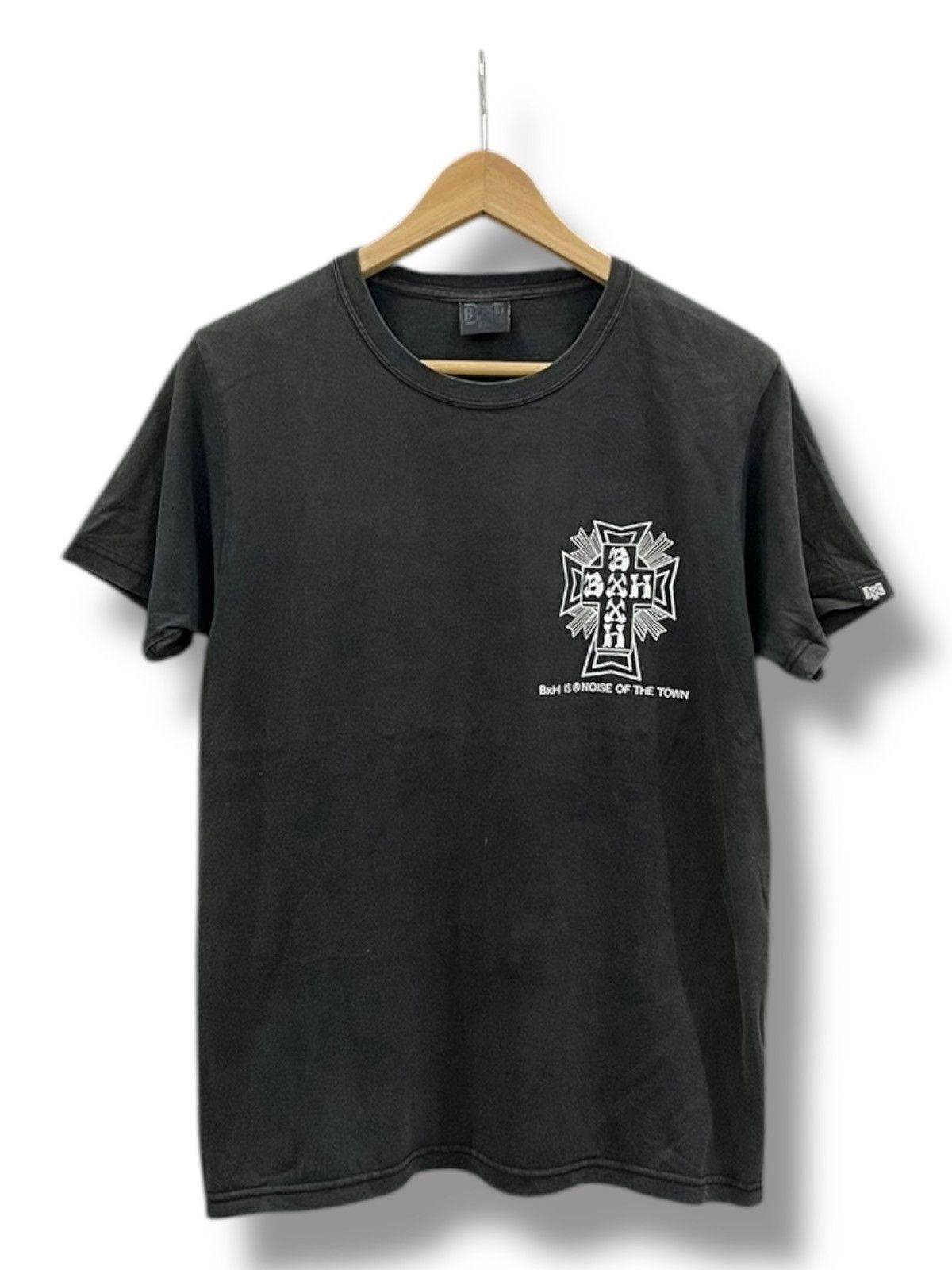Bounty Hunter Vintage Bounty Hunter x signature BxH cross logo graphic Size US M / EU 48-50 / 2 - 2 Thumbnail