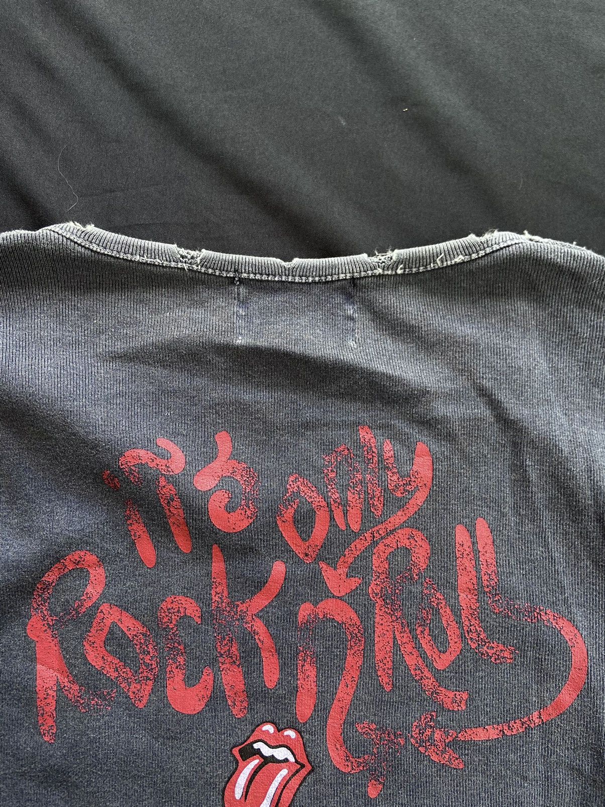 Band Tees × The Rolling Stones × Vintage ROLLING STONES ITS ONLY ROCK N ROLL DISTRESSED LONG SLEEVE Size US XS / EU 42 / 0 - 12 Thumbnail