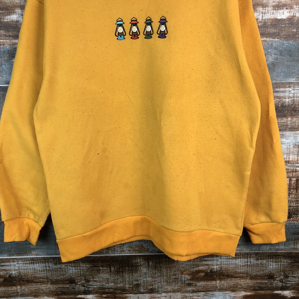 Japanese Brand × Vintage Logos Days Yellow Sweatshirt #A1926 Size US M / EU 48-50 / 2 - 6 Thumbnail