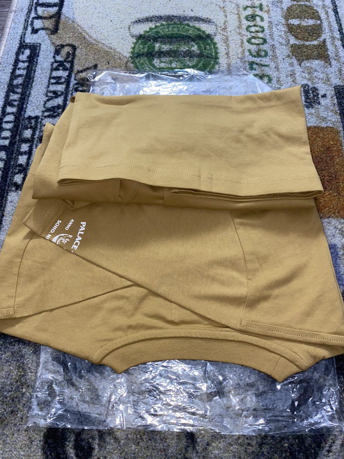 Palace Palace x Stella Artois Coaster SOHO NY T-Shirt Gold Size US XXL / EU 58 / 5 - 4 Thumbnail