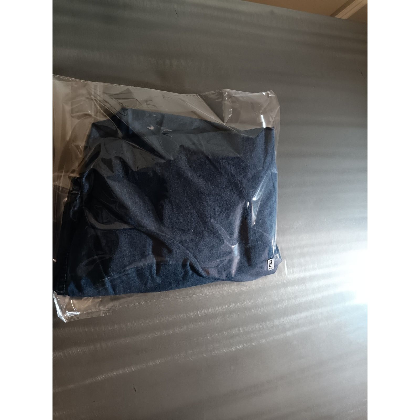 Calvin Klein Calvin Klein Blue Button-Up Men's Large Shirt Size US L / EU 52-54 / 3 - 6 Thumbnail